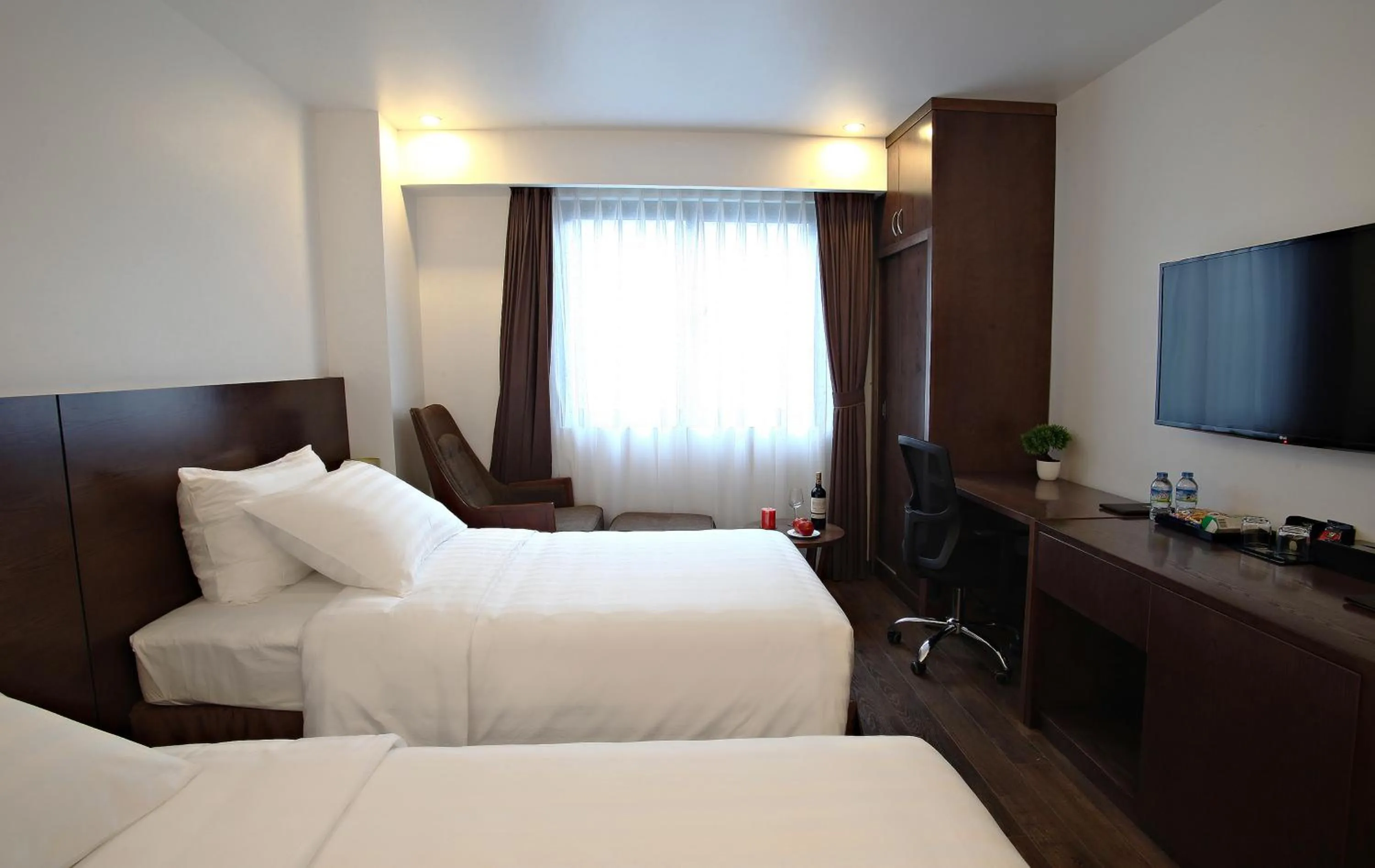 Deluxe Twin Room in Inearth Hotel - 华夏商务酒店