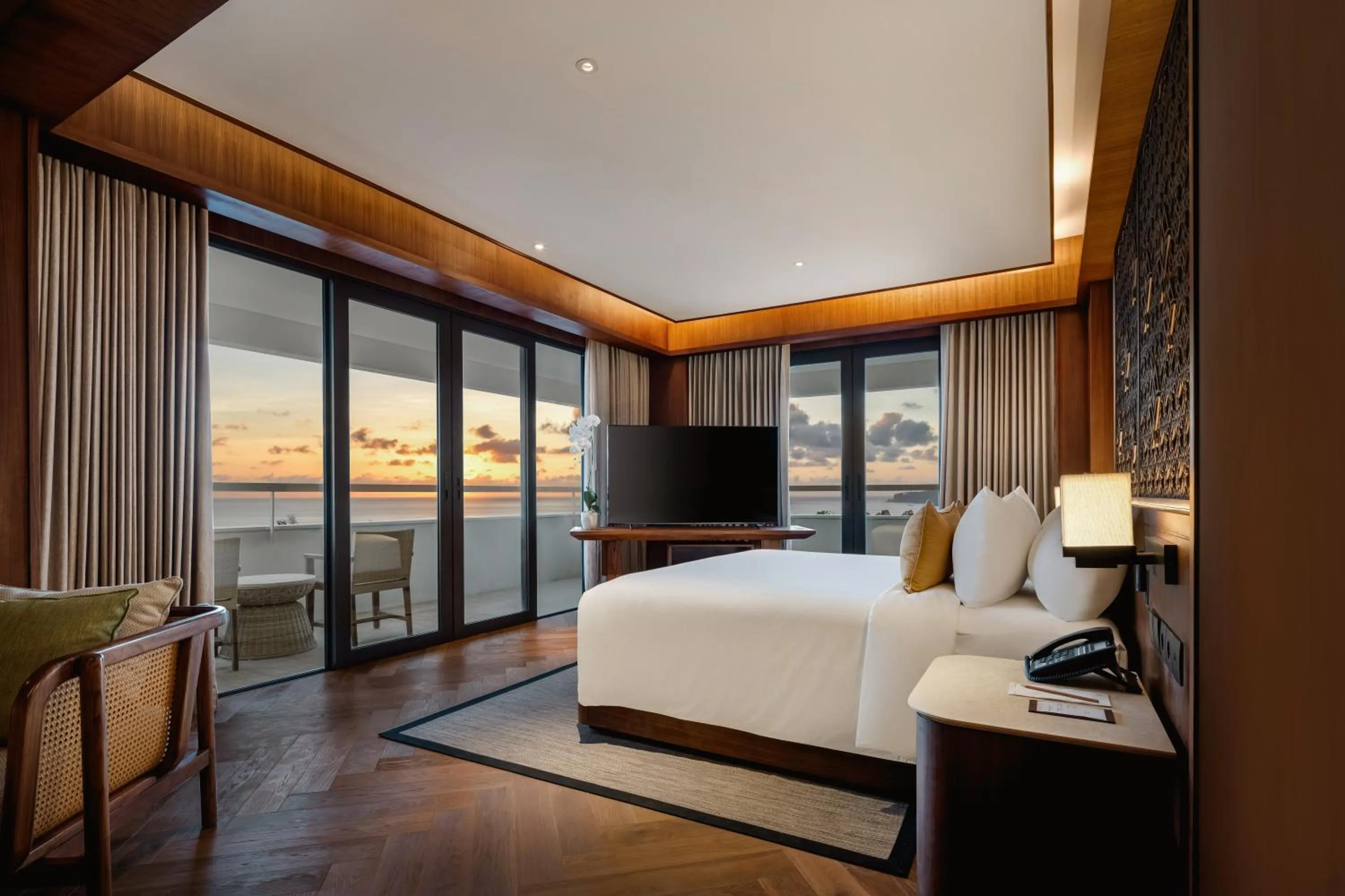 Executive Suite with Sea View in Bali Beach Hotel