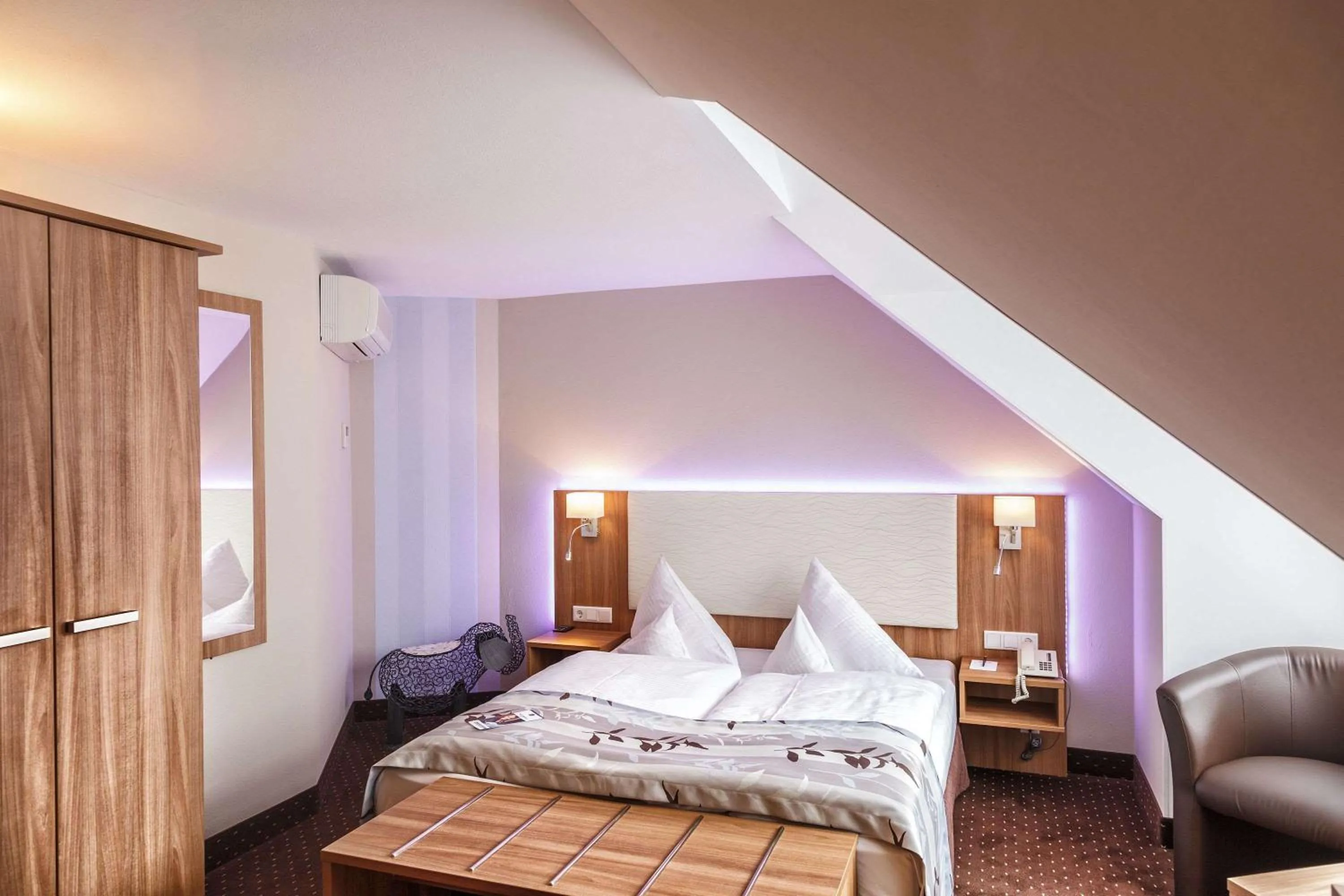 Standard Queen Room in Best Western Plus Parkhotel Erding