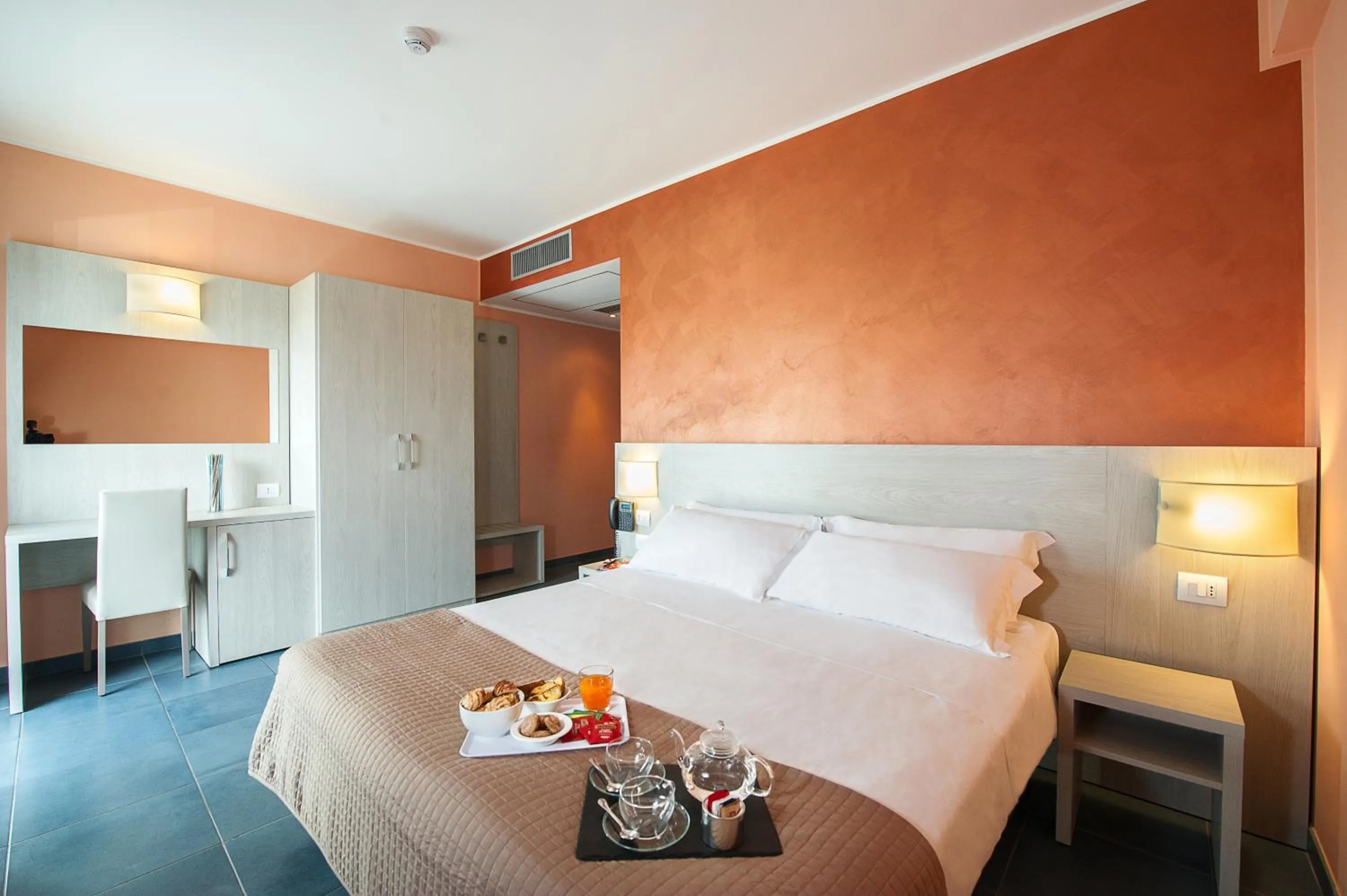 Comfort Triple Room in Hotel Testani Colleferro