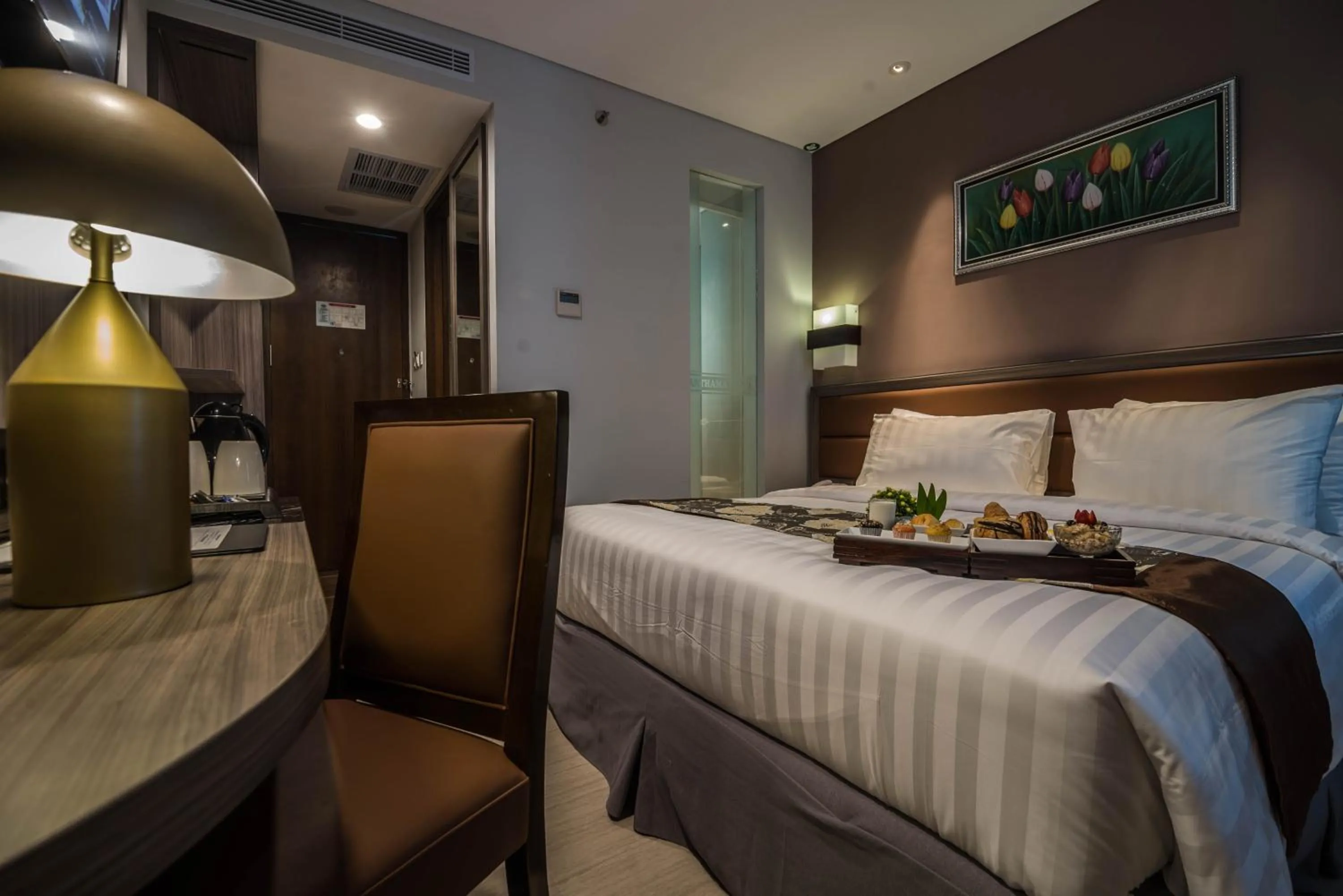 Deluxe Double Room in Arthama Hotels Makassar