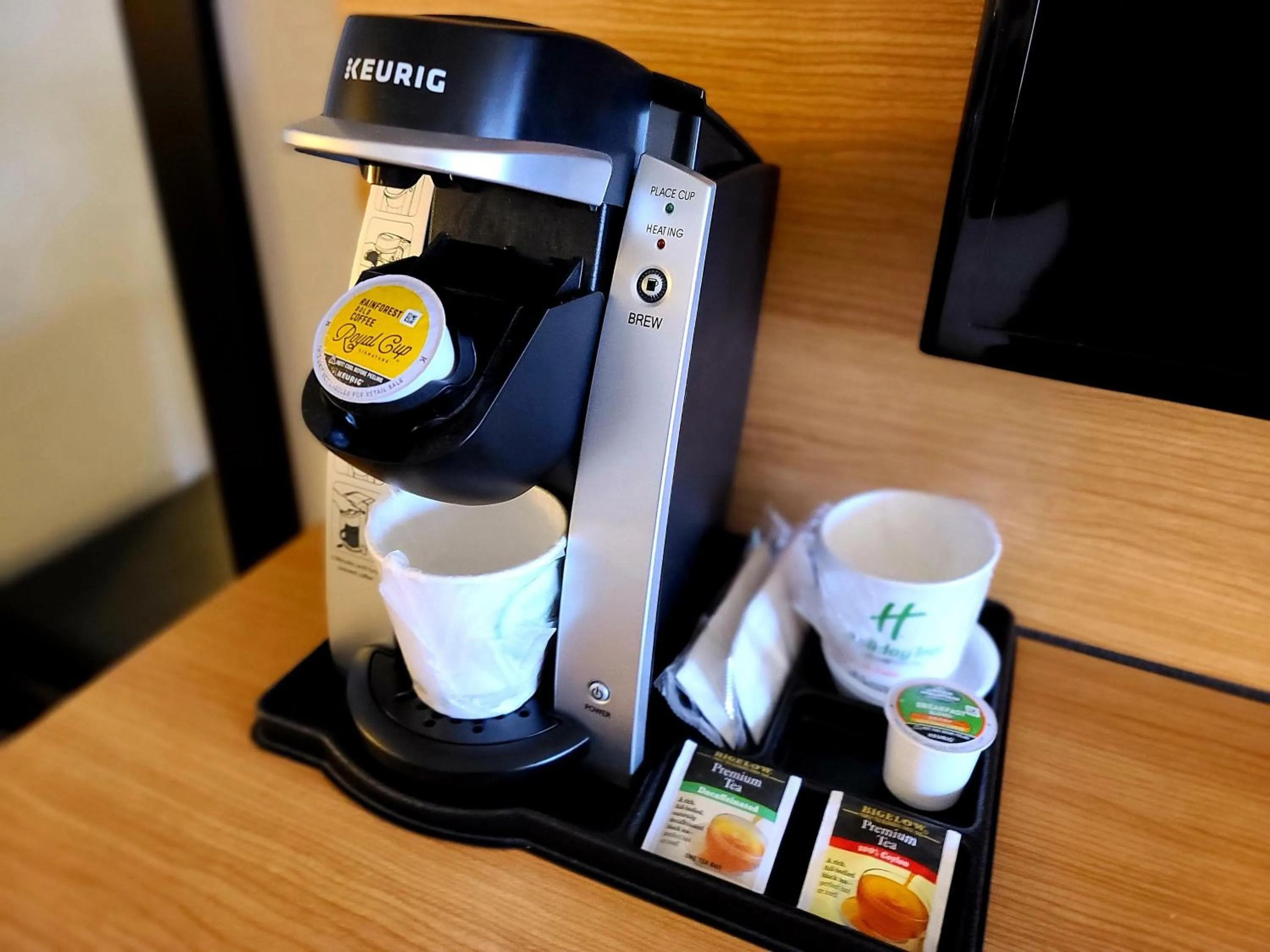 Standard King Room in Holiday Inn Express Wenatchee by IHG