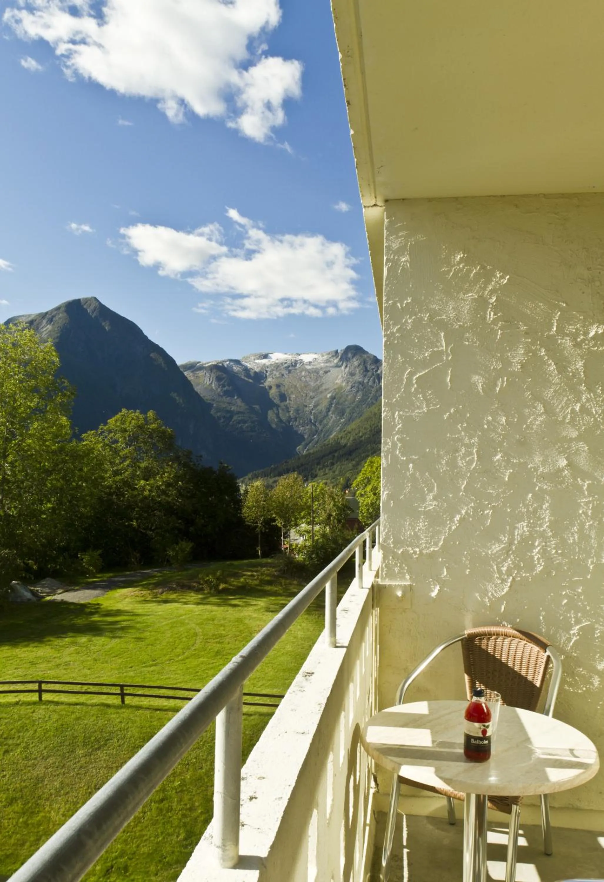 Single Room - single occupancy in Kviknes Hotel