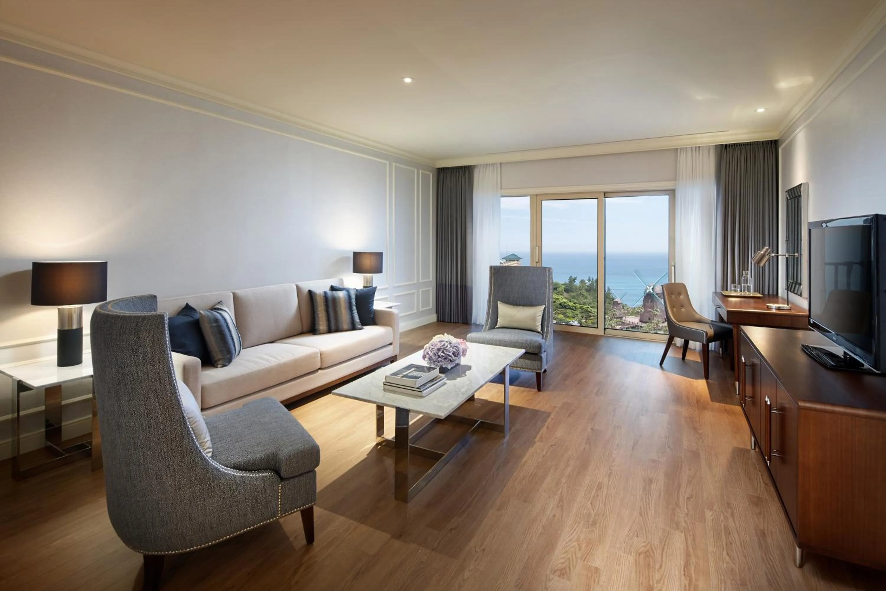 Premier Double Double Suite with Ocean View in Lotte Hotel Jeju