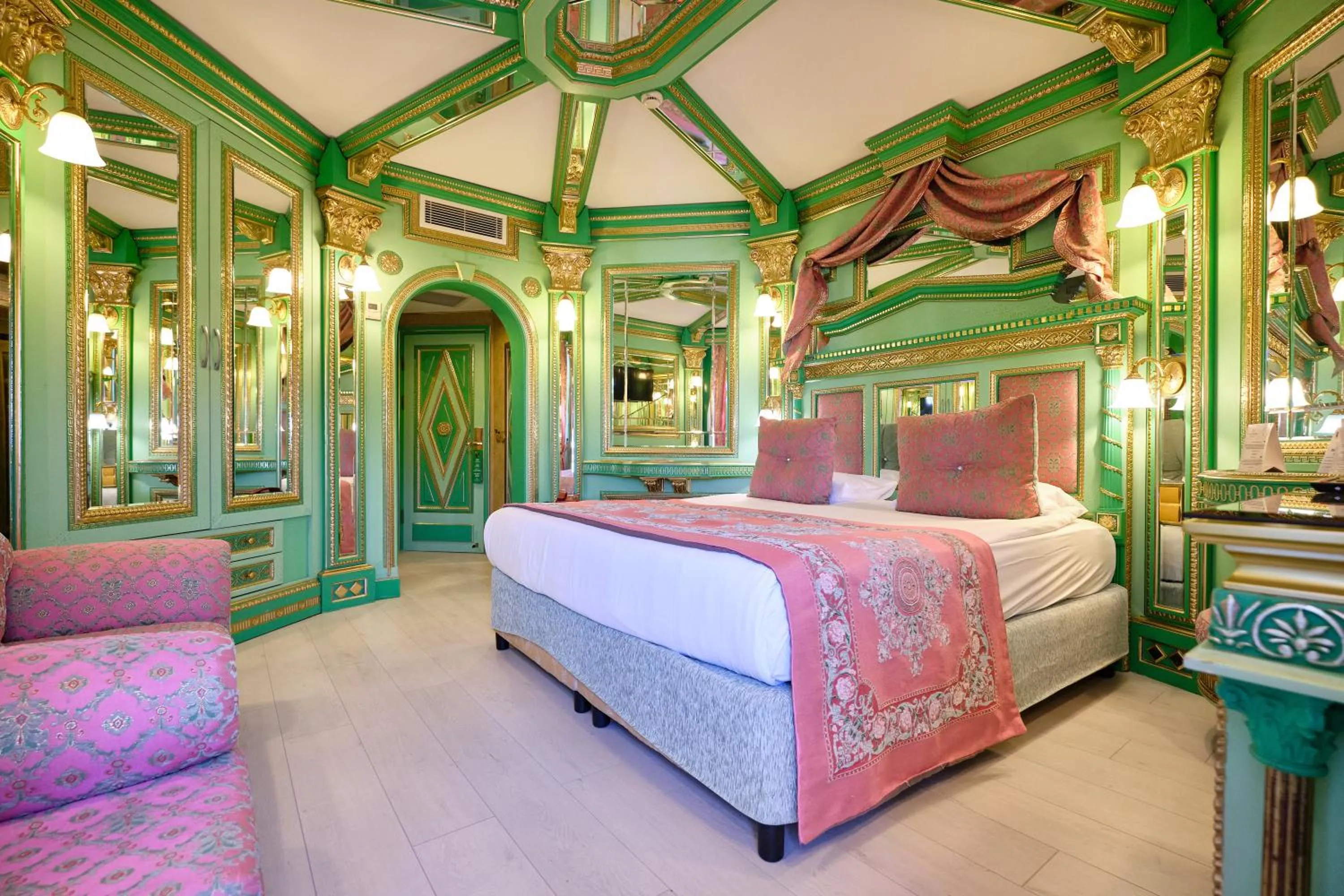 Club Room in Club Hotel Sera