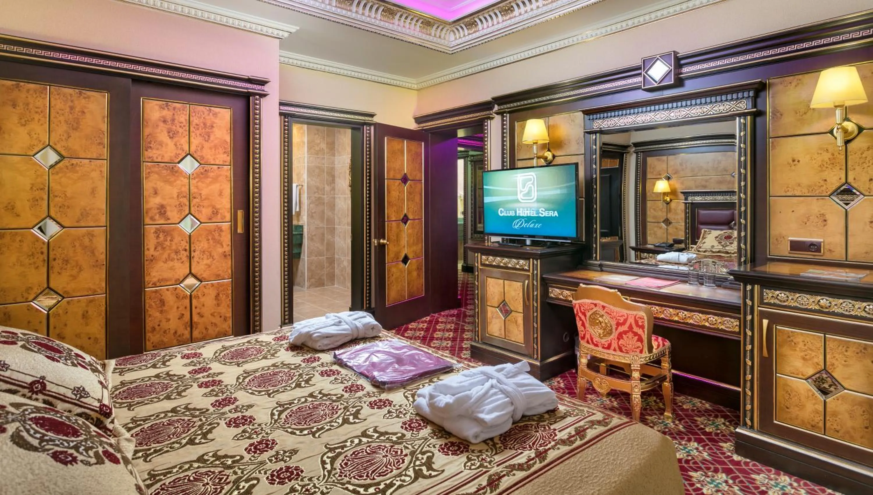 Superior Suite in Club Hotel Sera