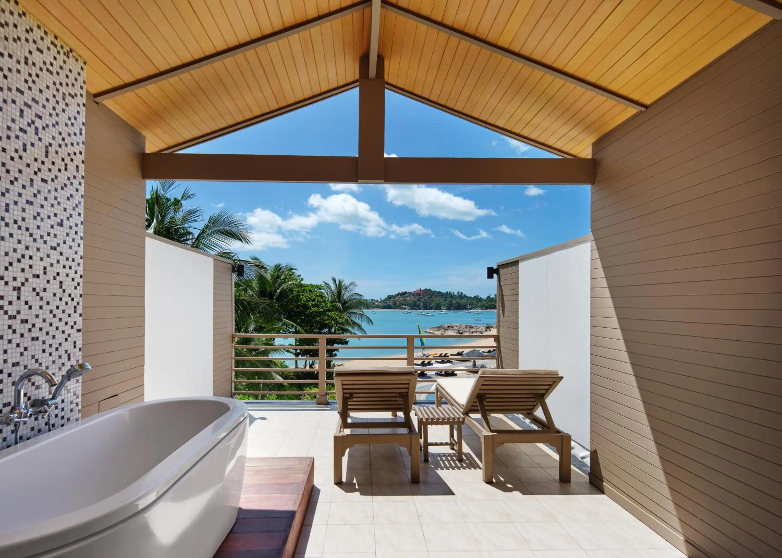 Beachfront Suites in Garrya Tongsai Bay Samui