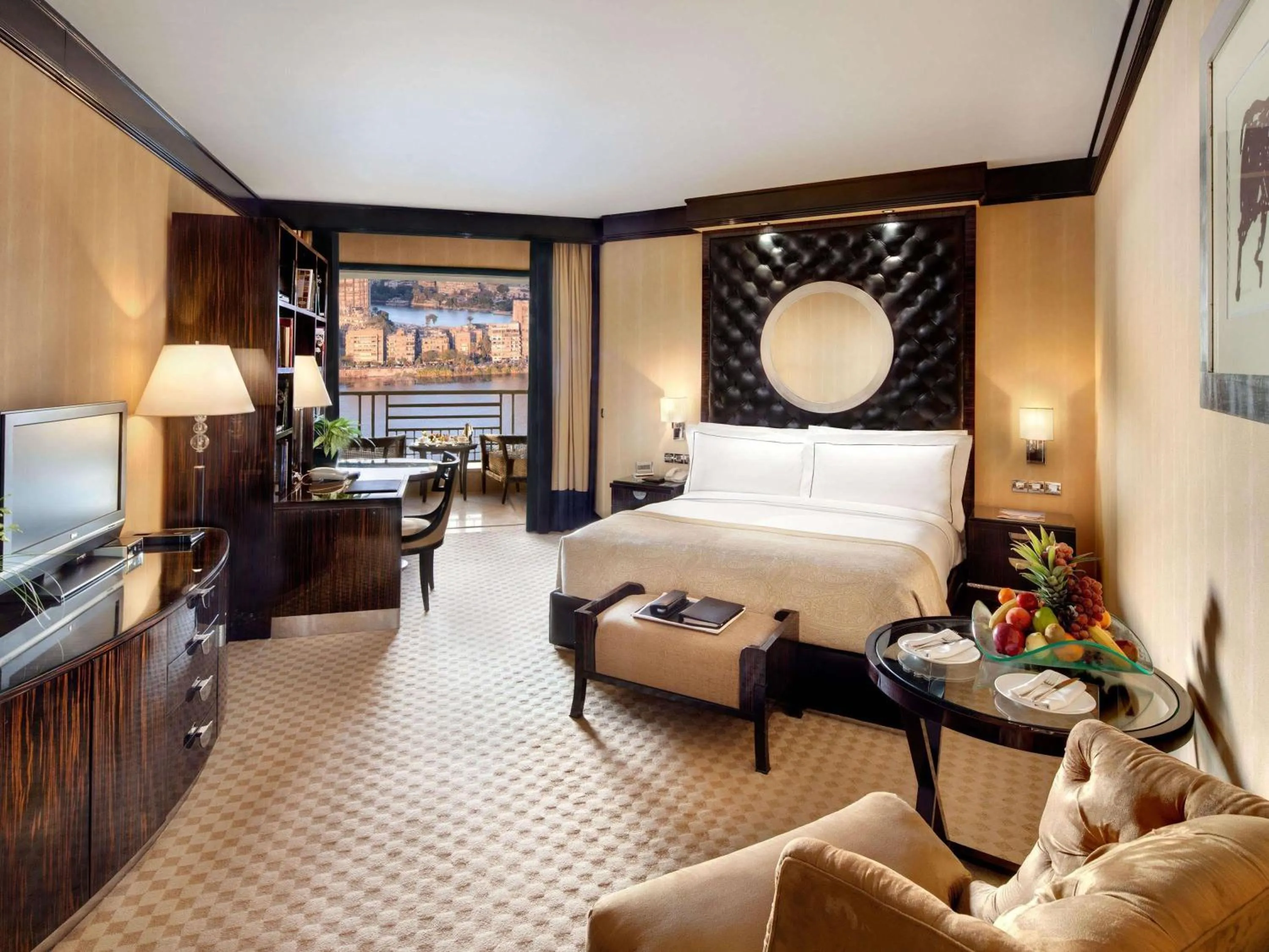 Fairmont Gold Signature Room- Lounge access - single occupancy in Fairmont Nile City