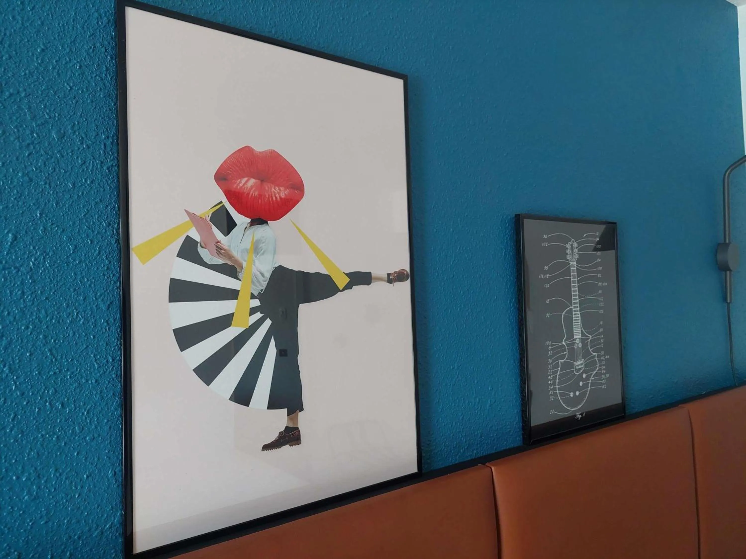 Double Room with Single Sofa Bed in ibis Bayeux Port En Bessin