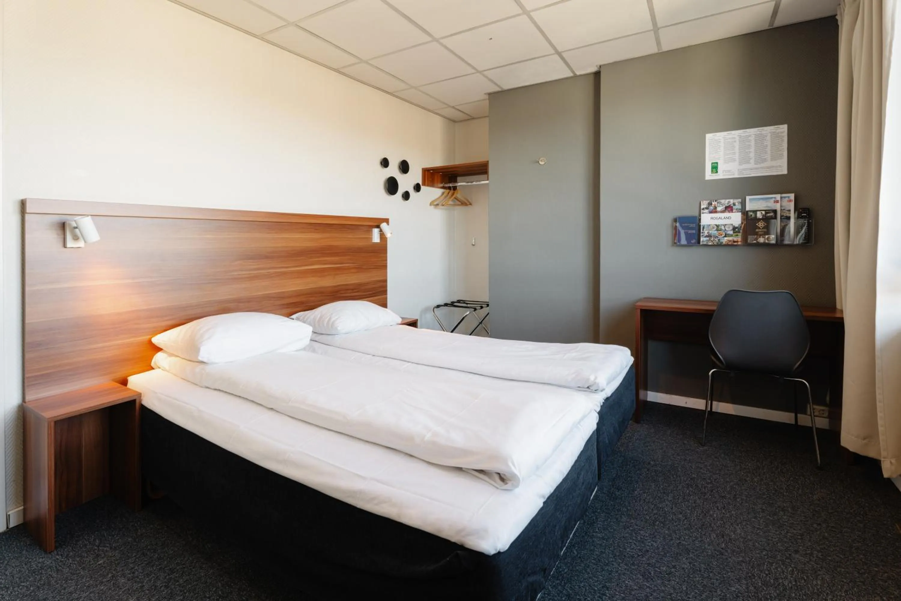 Economy Twin Room - single occupancy in Hotel Sverre