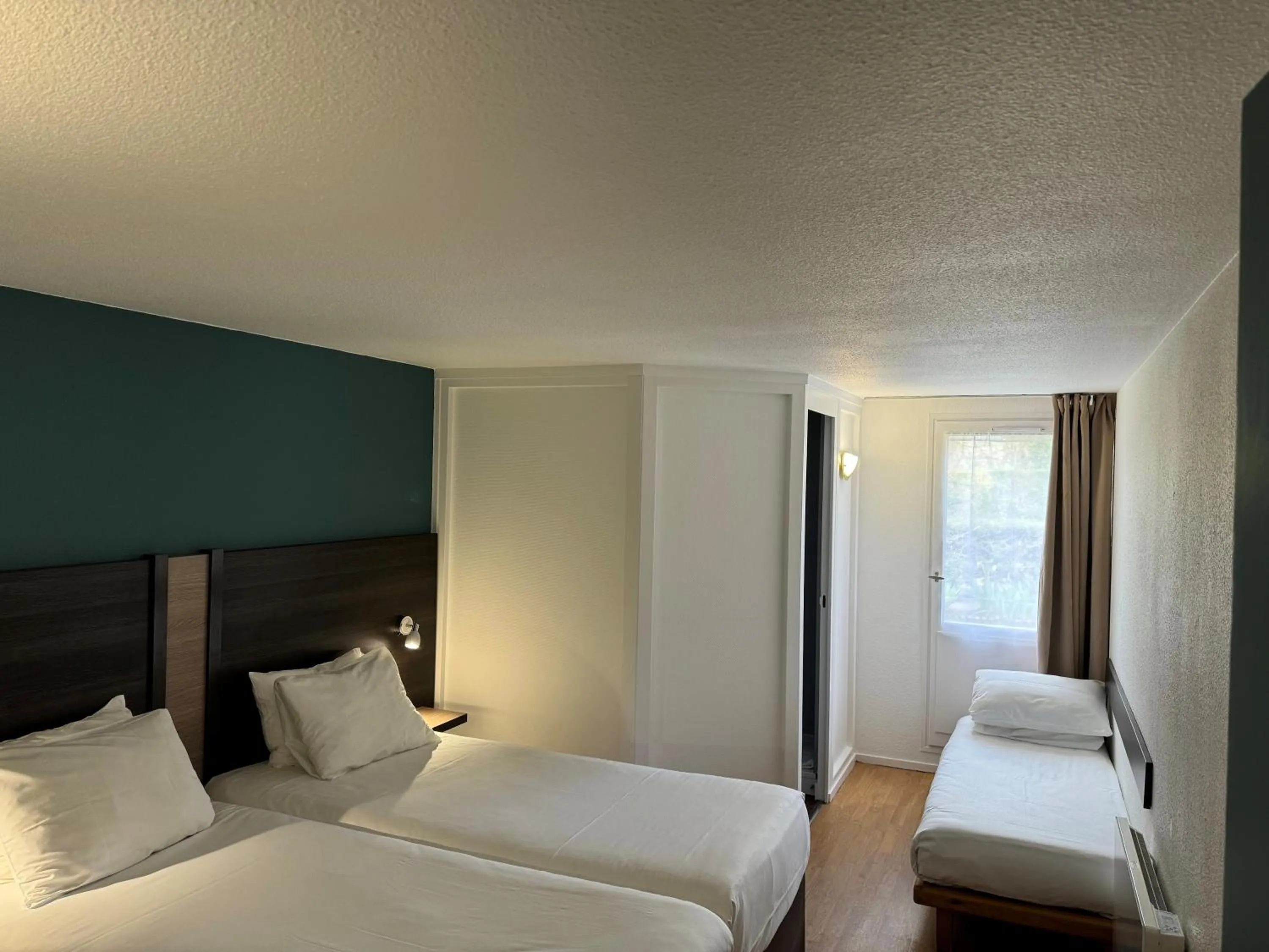 Family Room in Kyriad Epernay