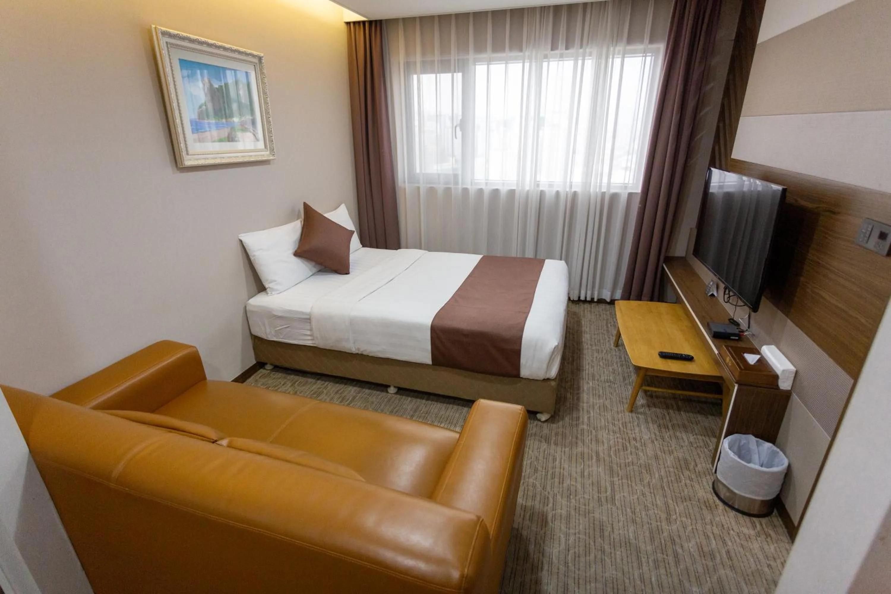 Deluxe Suite in The Recenz Dongdaemun Hotel