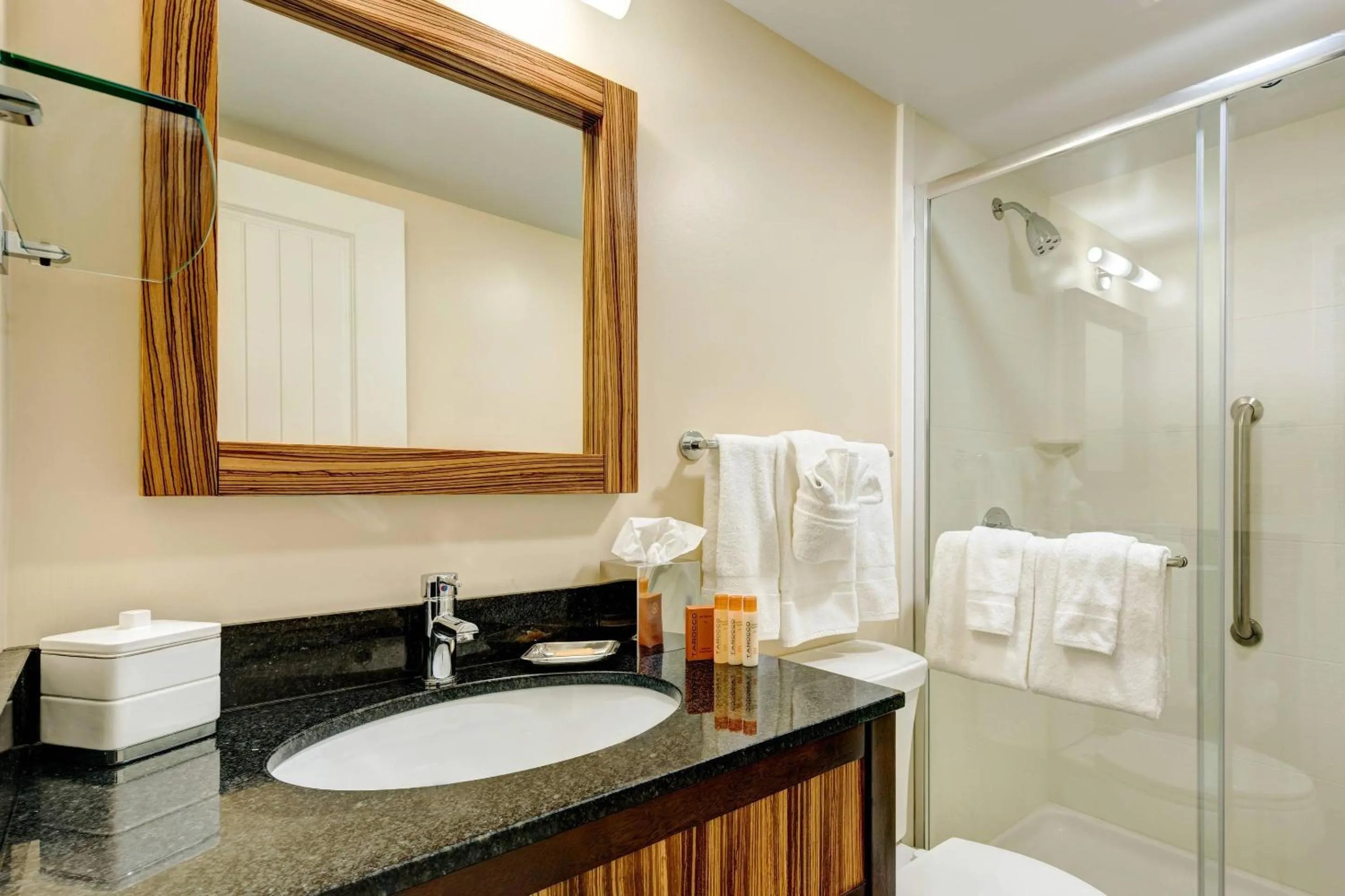 King Room - Non-Smoking in Garrison Hotel & Suites Dover-Portsmouth, an Ascend Collection Hotel