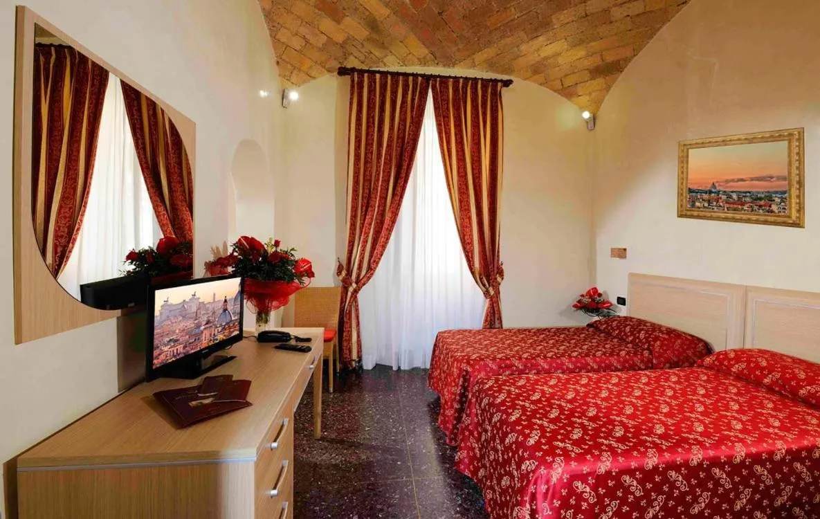 Triple Room in Hotel Campidoglio