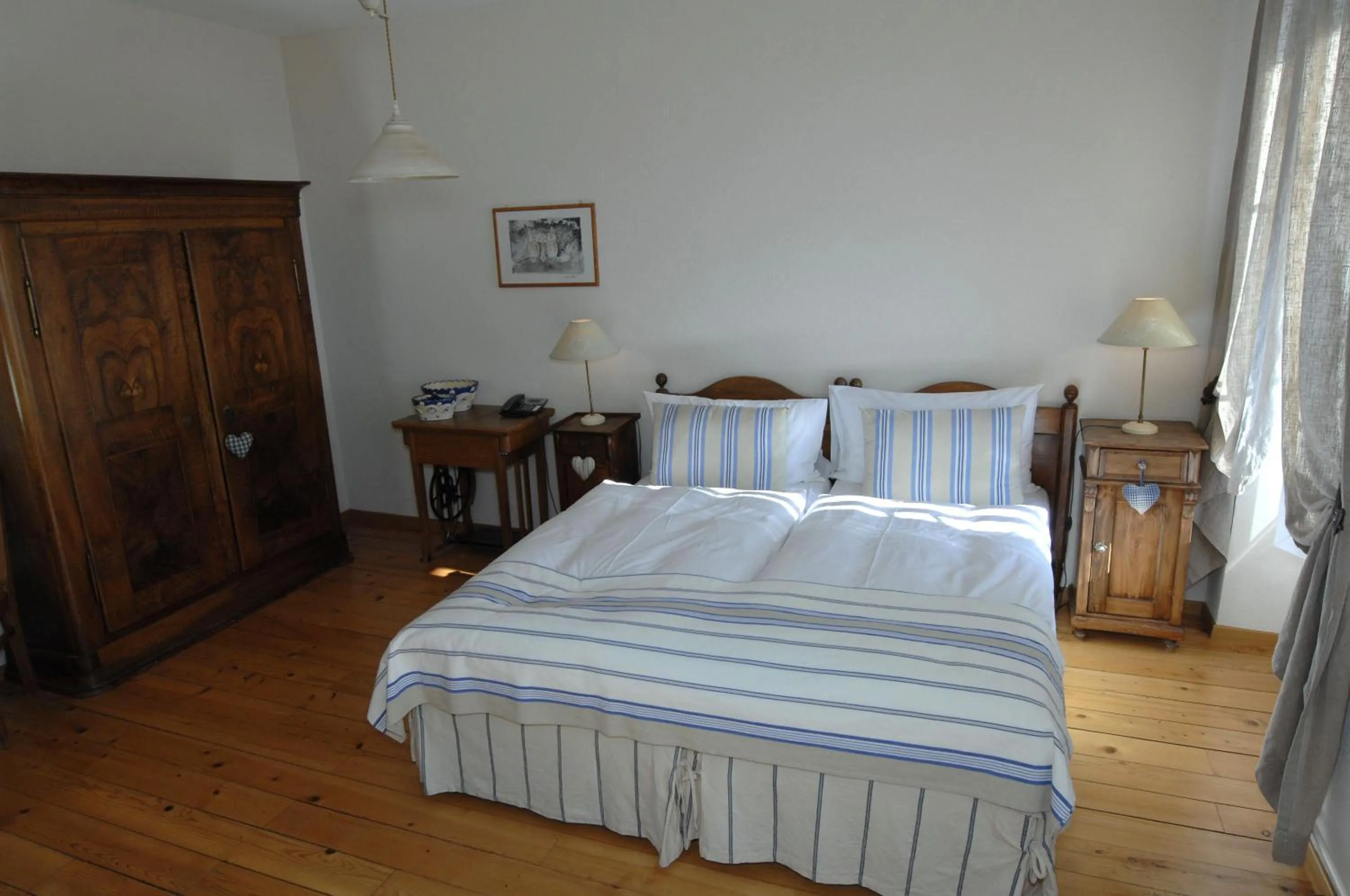 Double Room - single occupancy in Auberge de la Gare