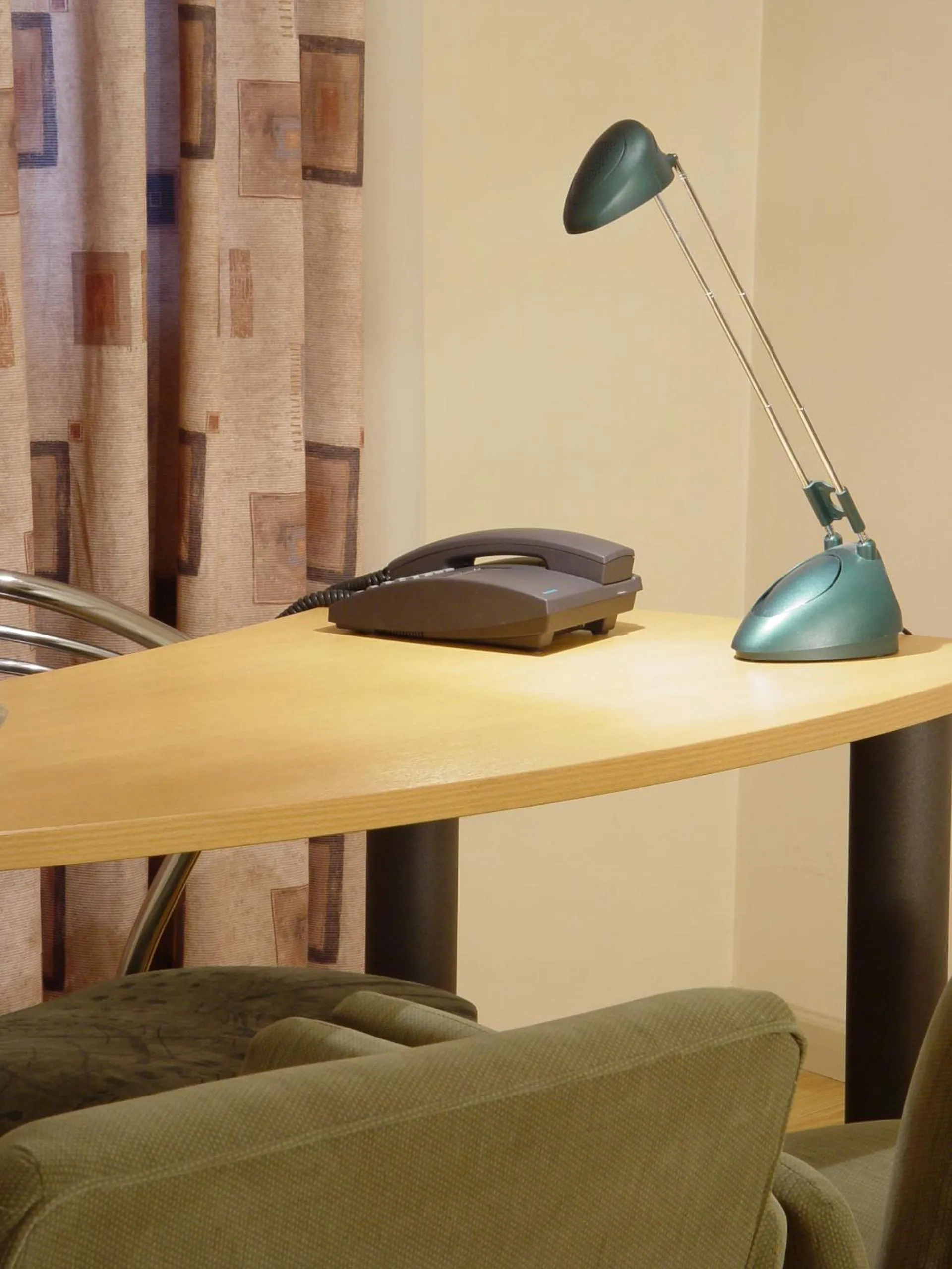 Superior Double Room in Hotel Crillon Mendoza