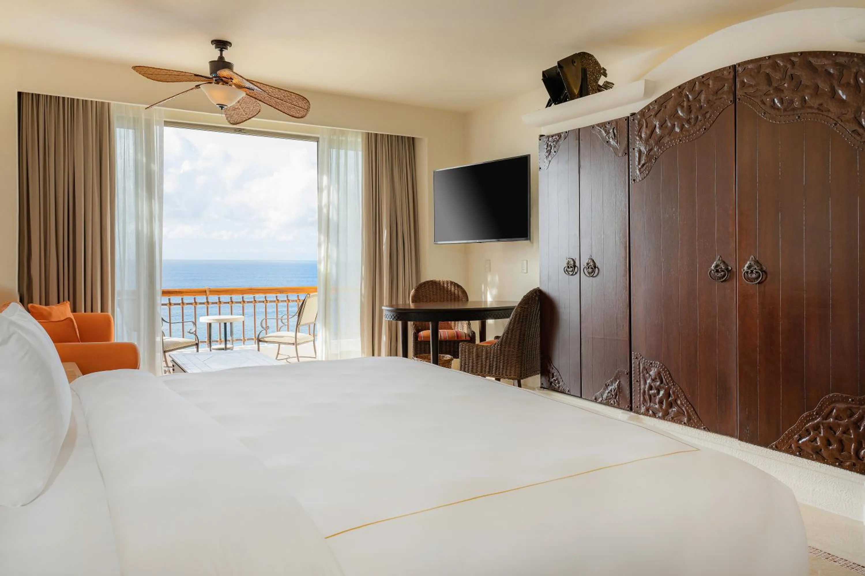  Junior Suite Oceanfront King - single occupancy in Marquis Los Cabos, an All - Inclusive, Adults - Only & No Timeshare Resort