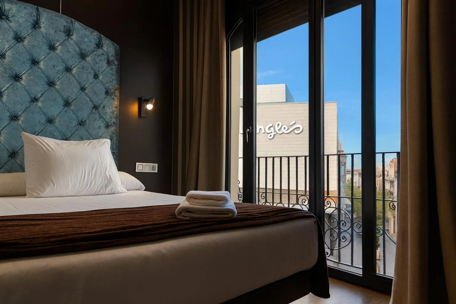 Economy Double Room in Hotel Duquesa