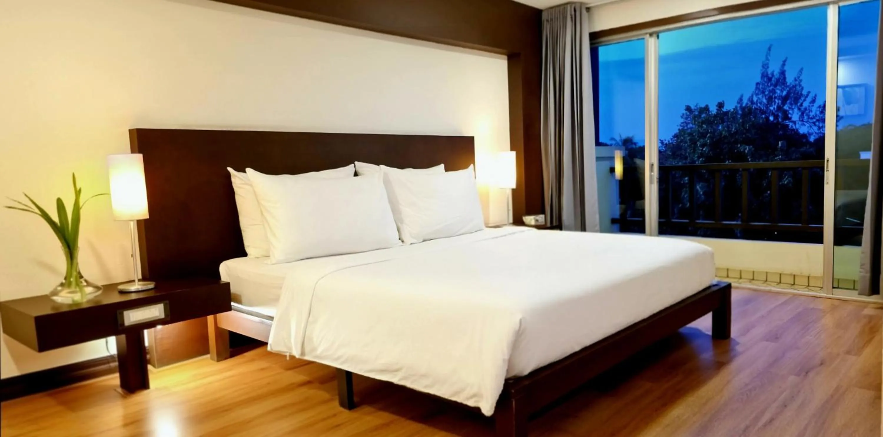 Deluxe Double Room in City Inn Vientiane