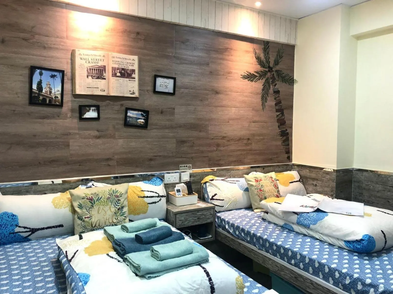 Classic Quadruple Room in Hong Kong Hostel (Tsim Sha Tsui Mansion)