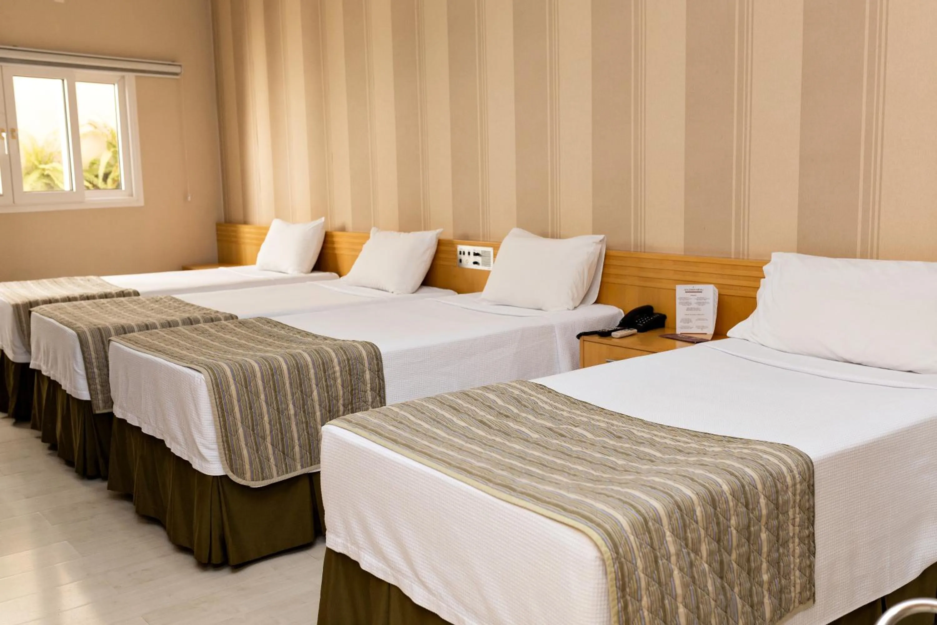 Deluxe Quadruple Room - single occupancy in GoldMen Select Cianorte