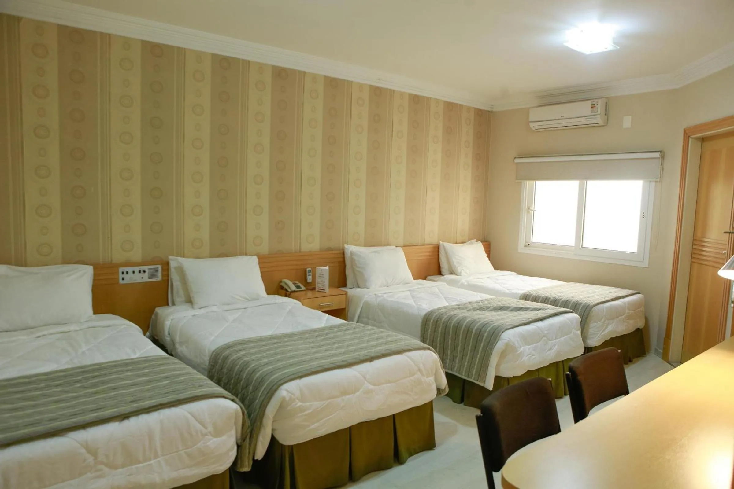 Deluxe Quadruple Room - single occupancy in GoldMen Select Cianorte