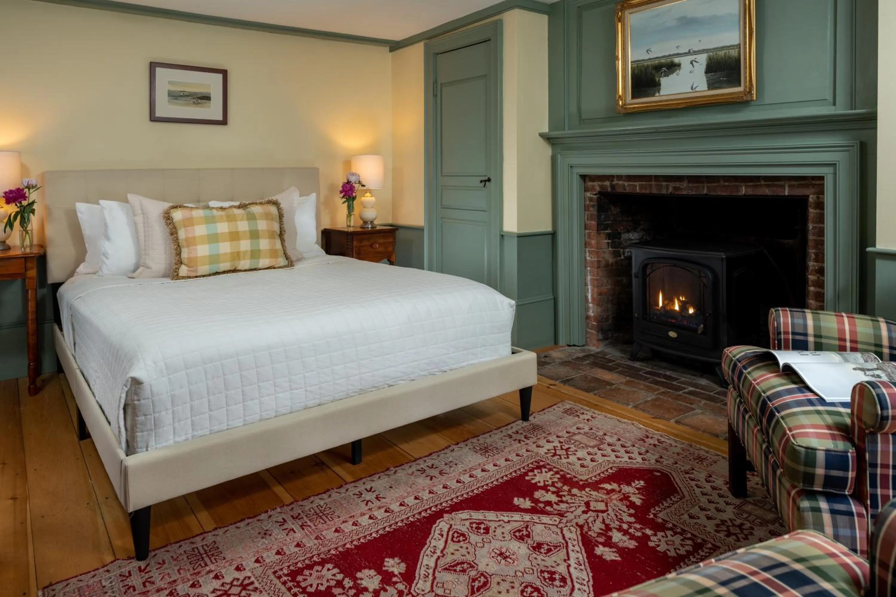 Ralph's Library in Waldo Emerson Inn