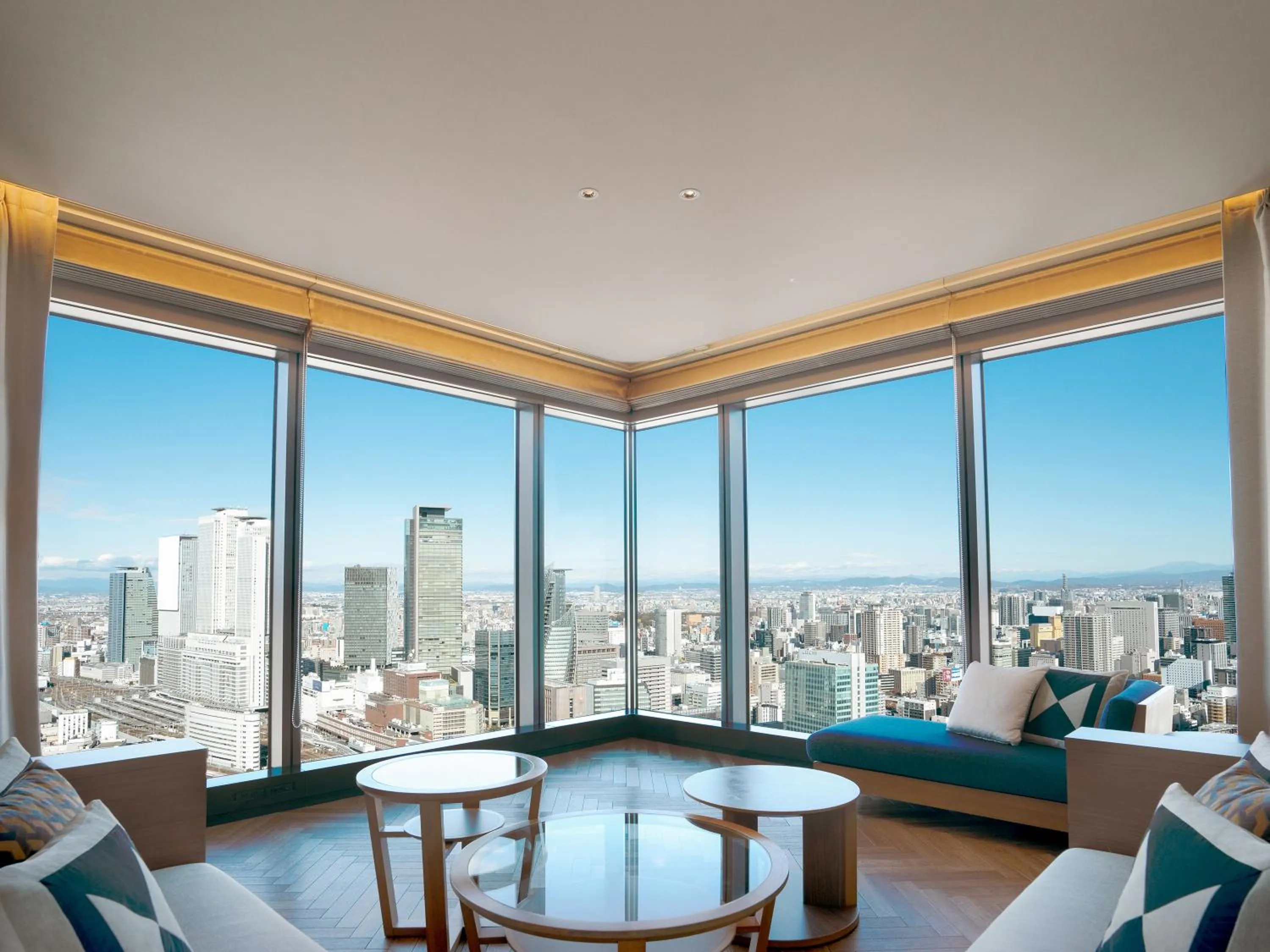 Premium Corner Twin Room with Nagoya Station View &Club Lounge Access in Nagoya Prince Hotel Sky Tower