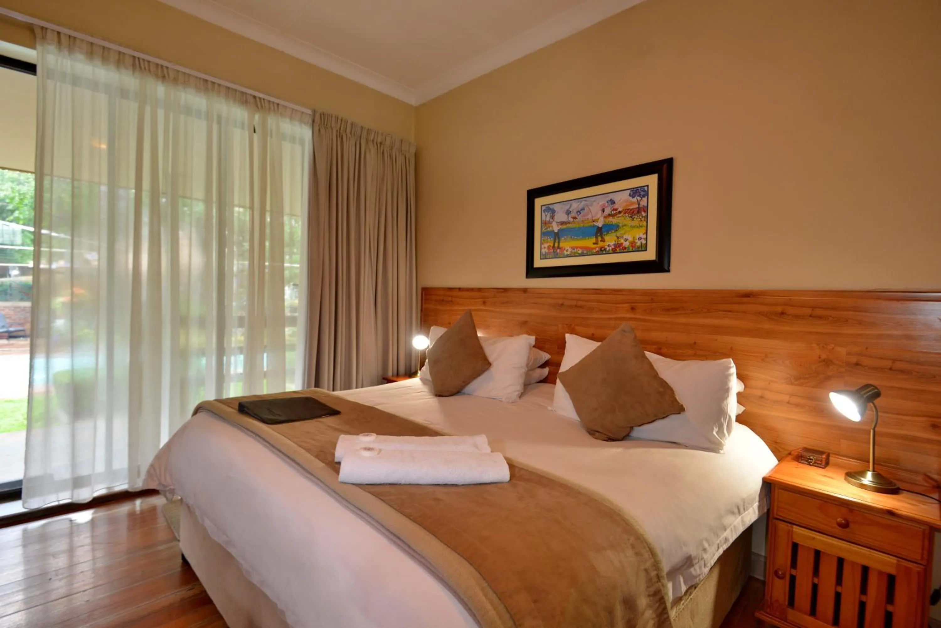 Standard King Room - single occupancy in Sunrock Guesthouse