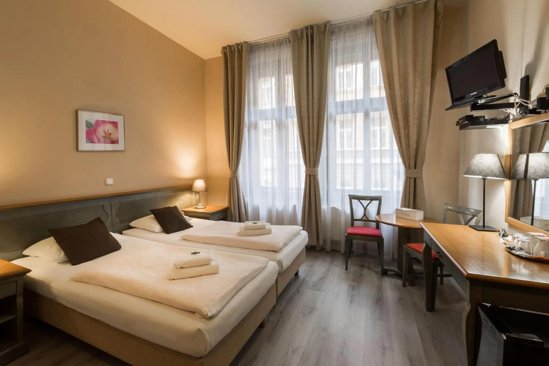 Double Room in Augustus et Otto Hotel