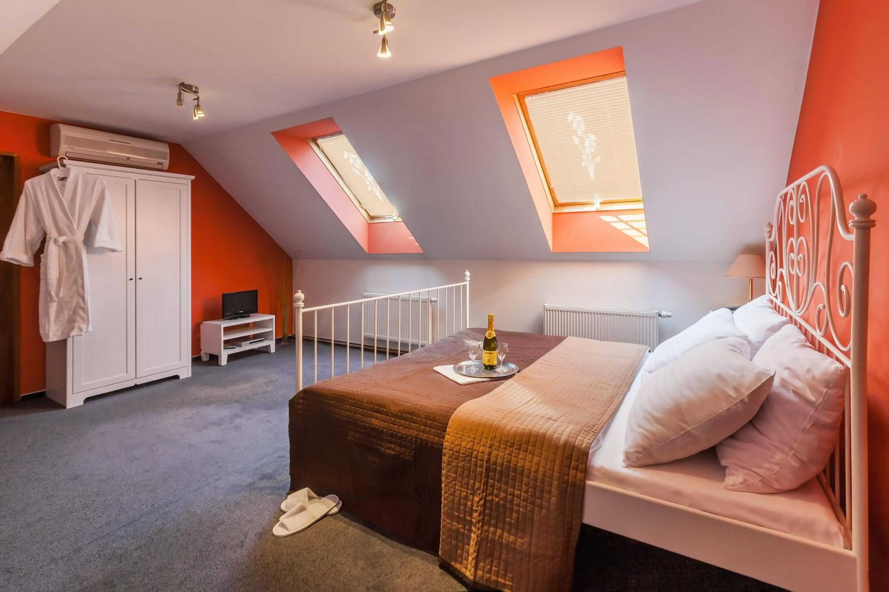 Apartment (4 Adults) in Augustus et Otto Hotel