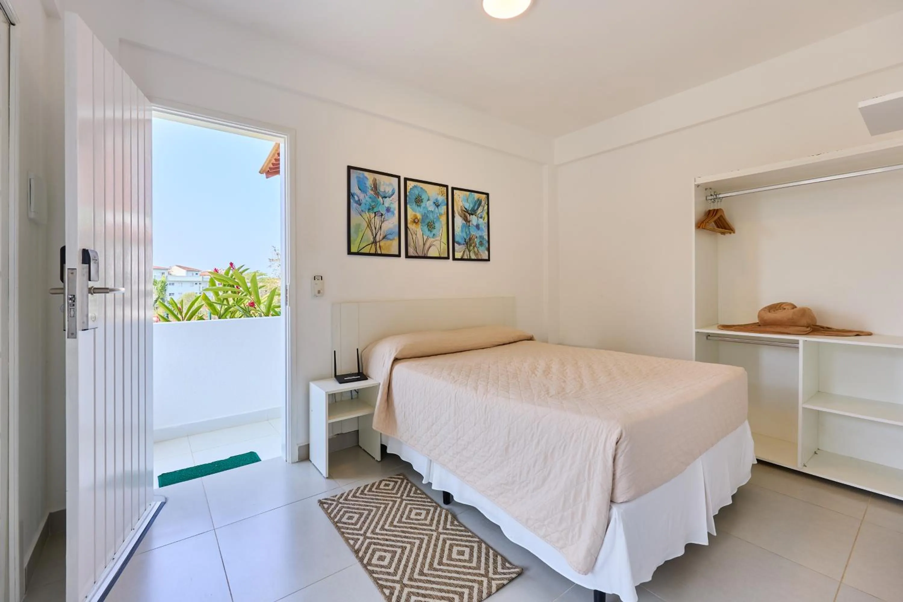 Deluxe Double Room with Balcony in Hotel Coquille