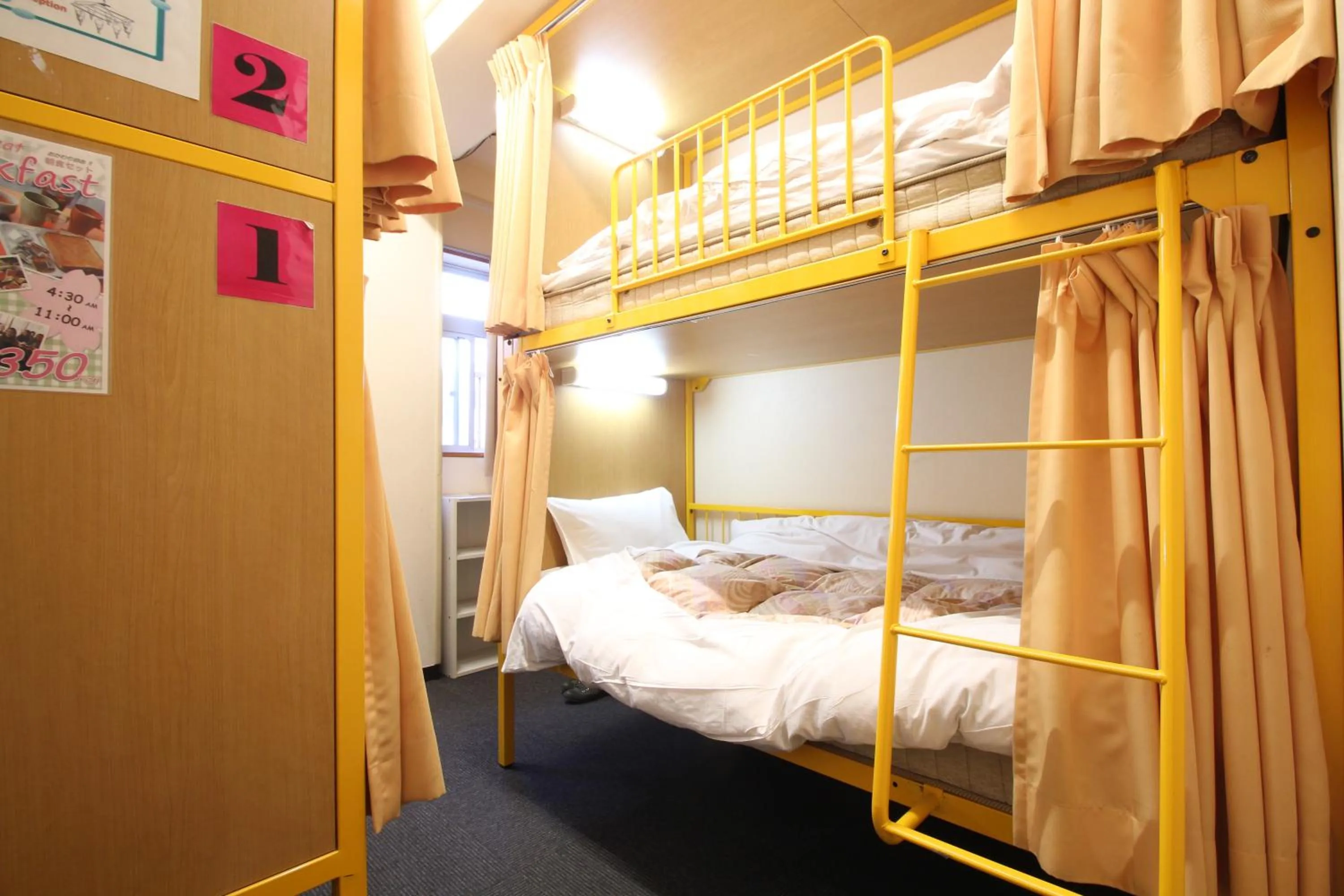 Bunk Bed Room with Shared Bathroom - for 4 person in Sakura Hotel Ikebukuro