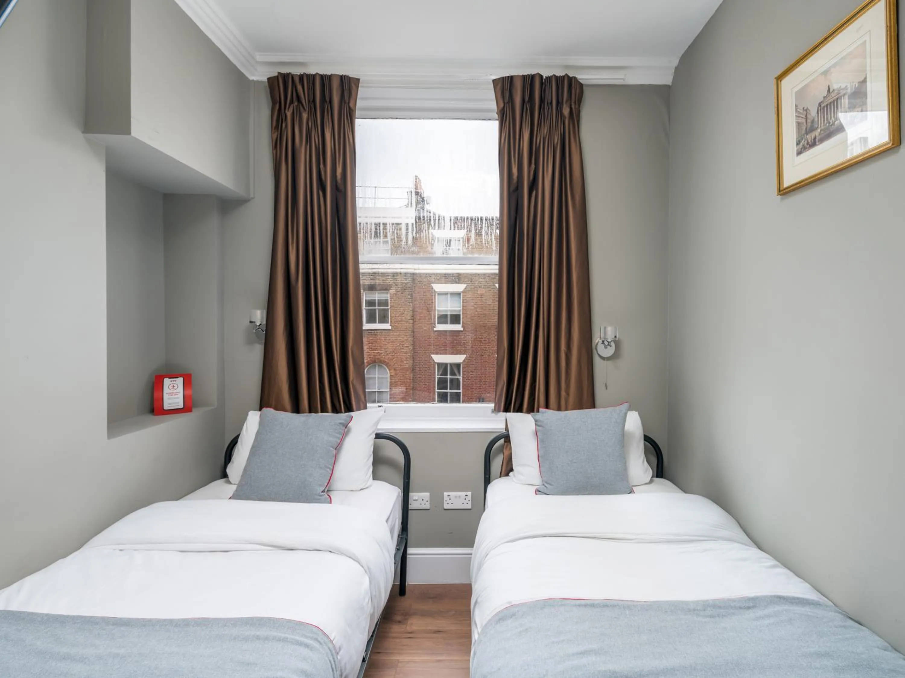 Standard Twin Room in Belgravia Rooms Hotel