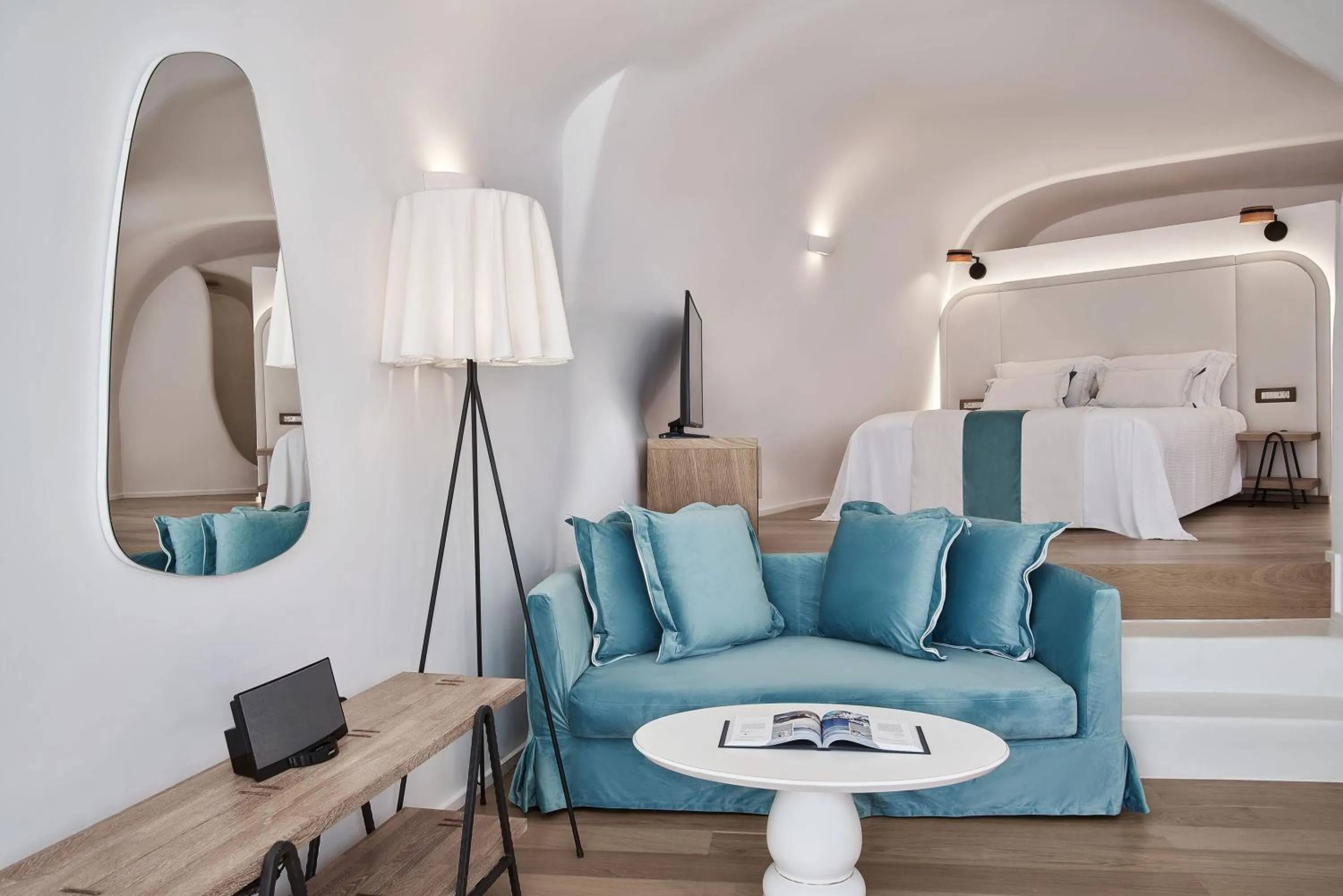 Senior Suite with Caldera View in Katikies Kirini Santorini - The Leading Hotels Of The World