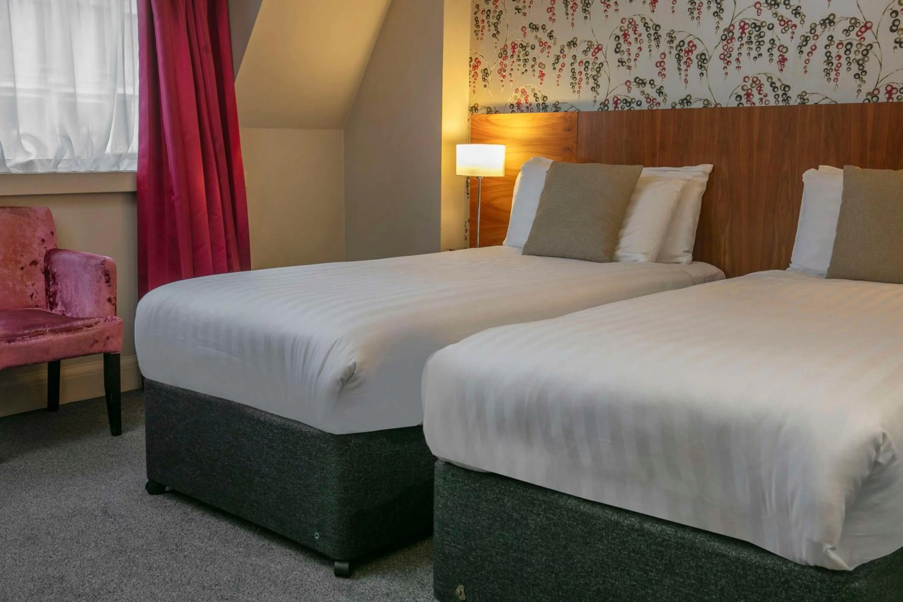 Standard Twin Room in Heywood House Hotel, BW Signature Collection