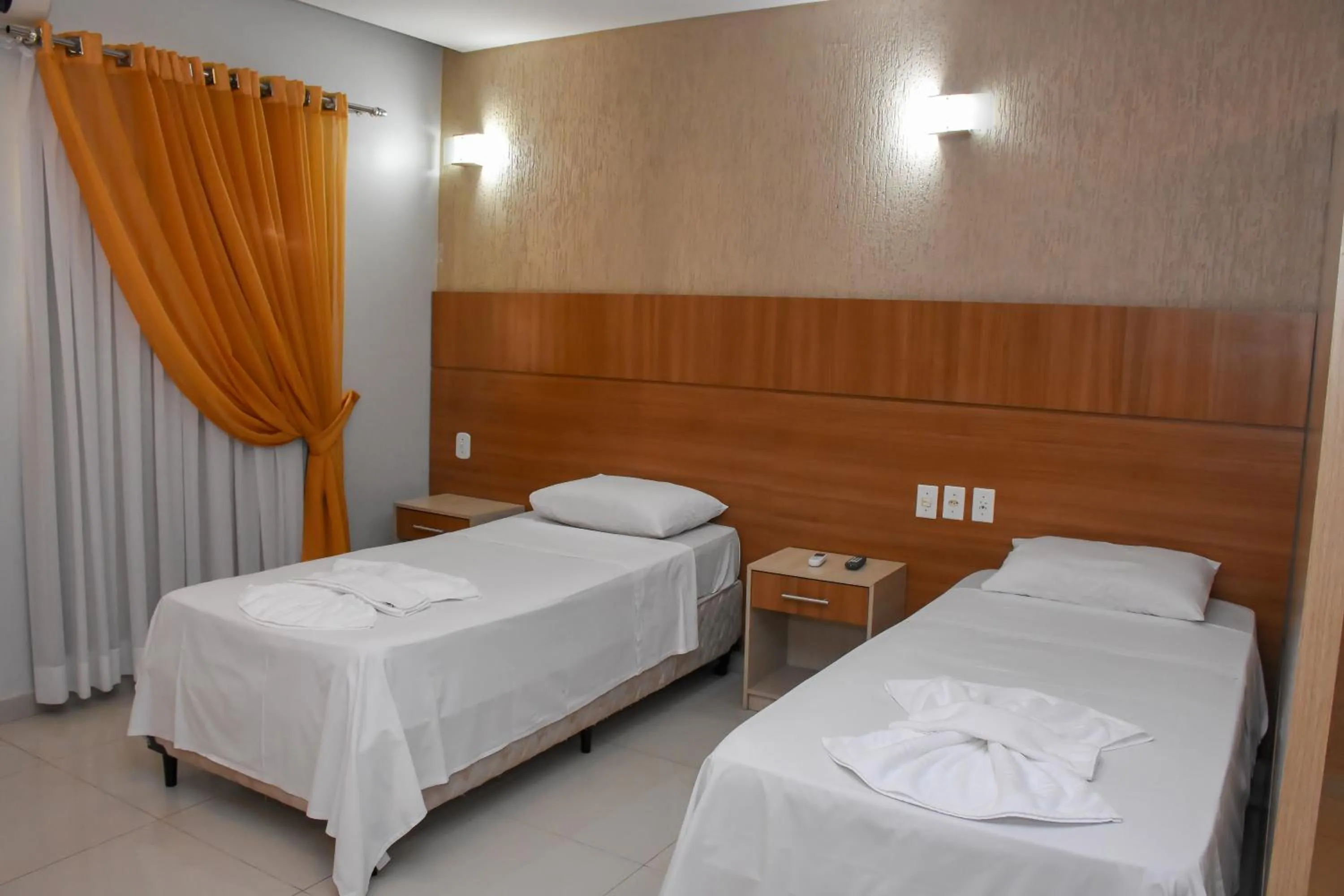 Standard Twin Room in Muffato Plaza Hotel