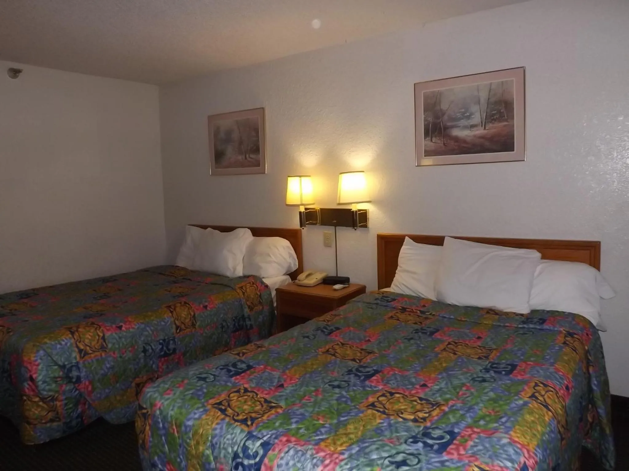 Double Room - Non-Smoking  in KCI Lodge