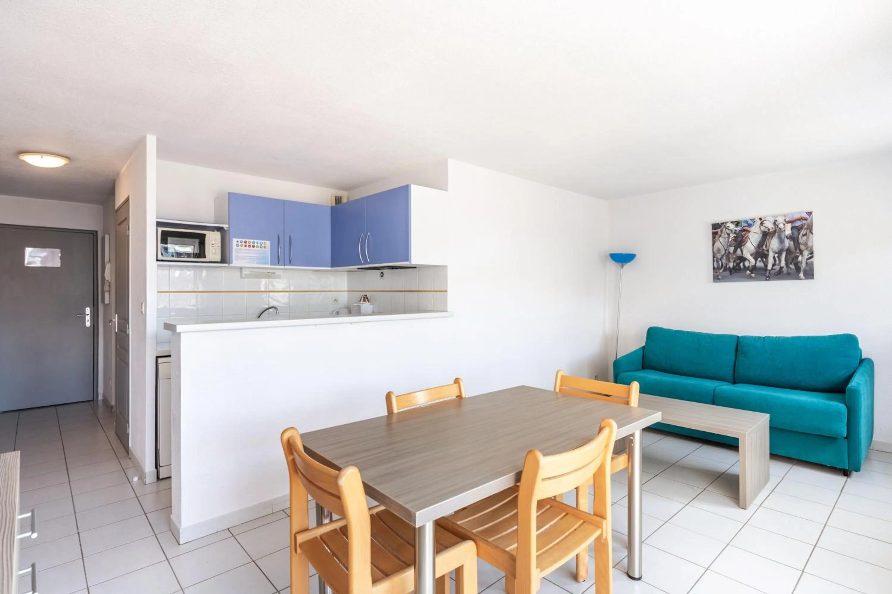 2-Room Apartment (6 people) in Residence Residhotel Mayflower