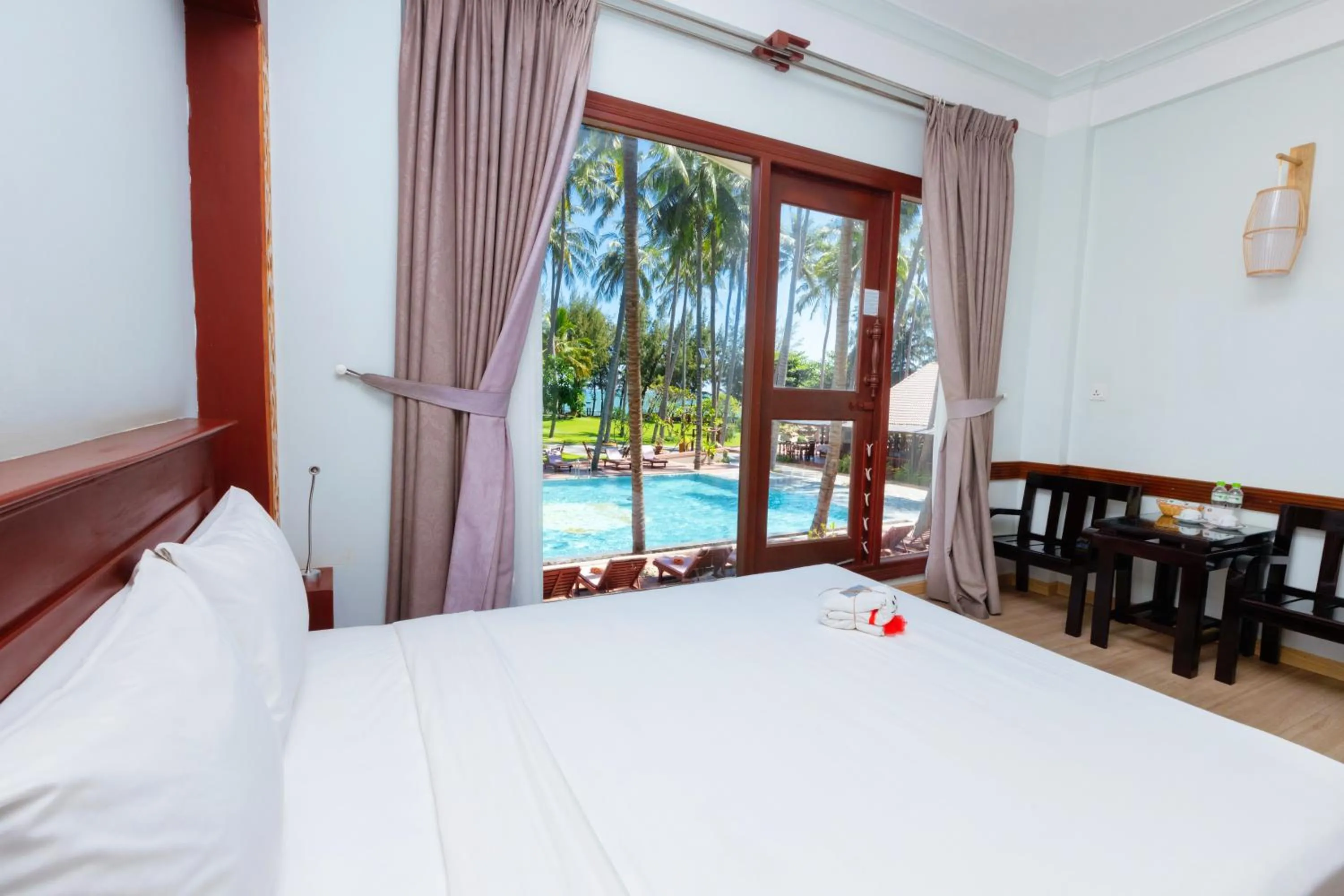 Superior Double or Twin Room with Pool View in Ca Ty Mui ne Beach Resort & Spa