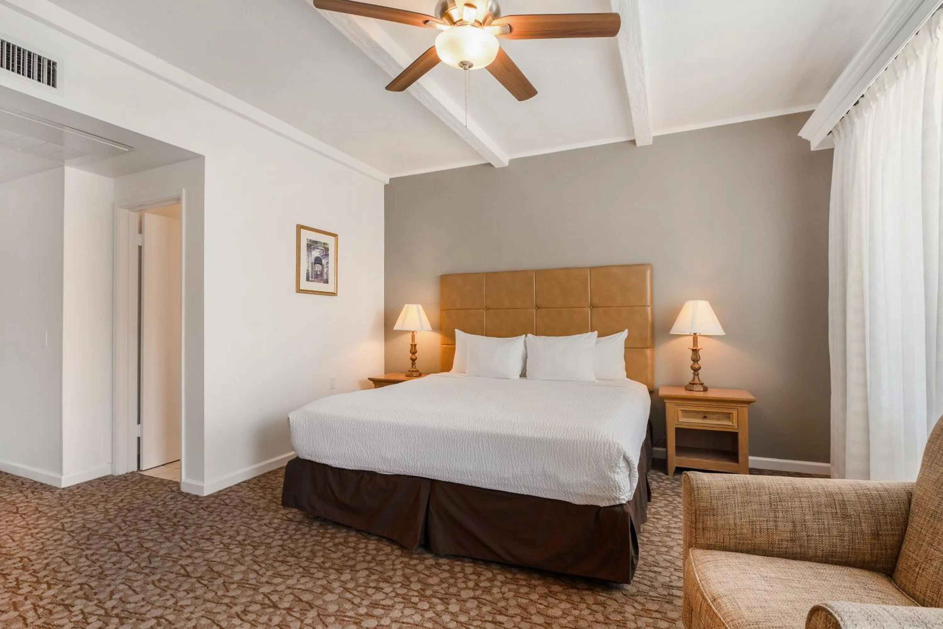 King Room - Non Smoking in Best Western Plus Santa Barbara