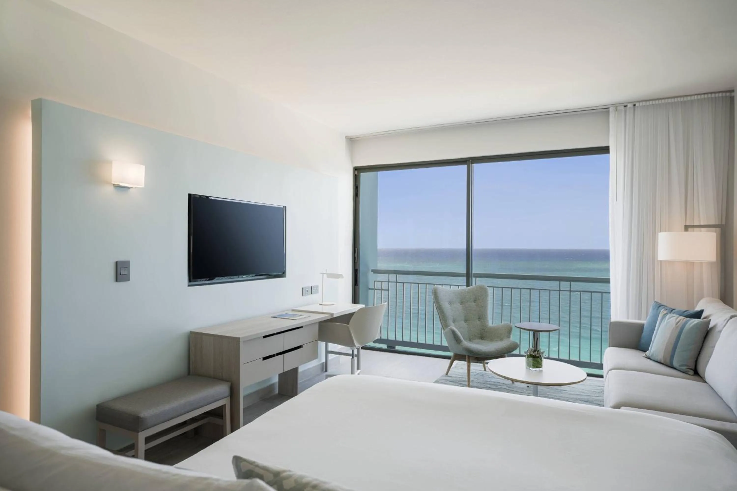 Deluxe King Room with Ocean View in La Concha Resort, Puerto Rico, Autograph Collection