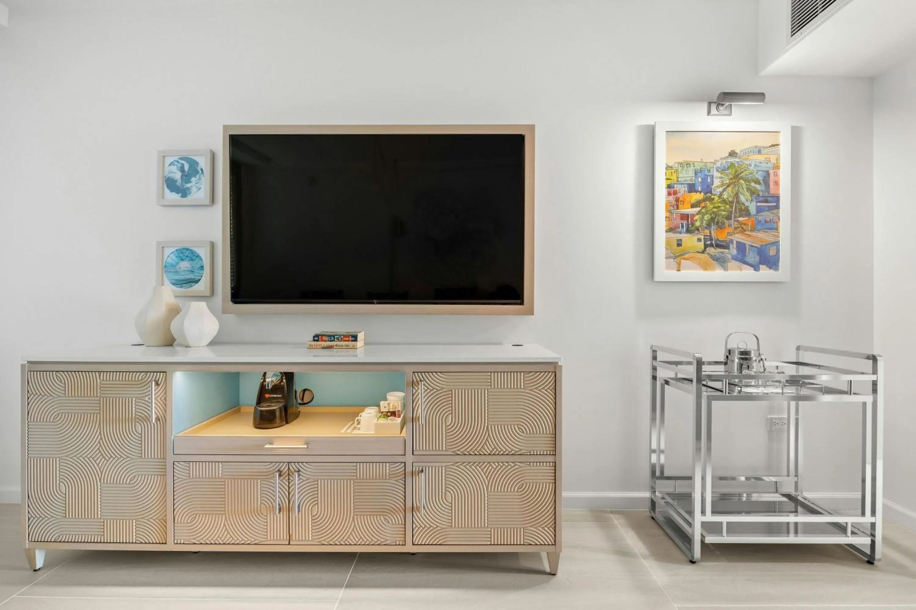 One-Bedroom Deluxe King Suite with Sofa Bed and Ocean View in La Concha Resort, Puerto Rico, Autograph Collection