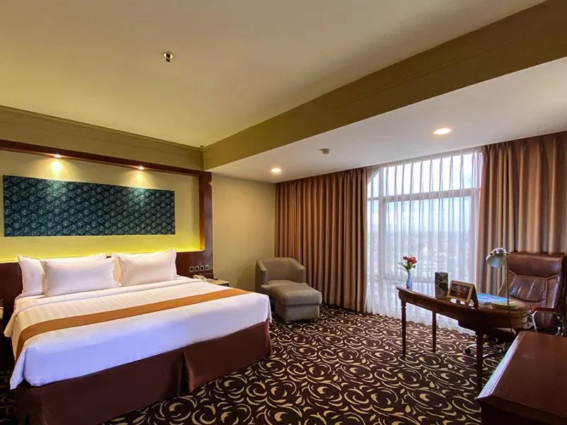 Suite with Balcony in Hotel Horison Ultima Bekasi