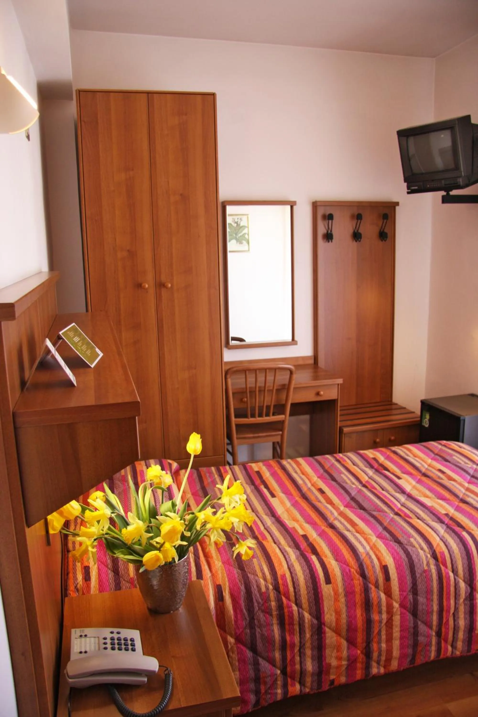 Single Room in Hotel Los Angeles