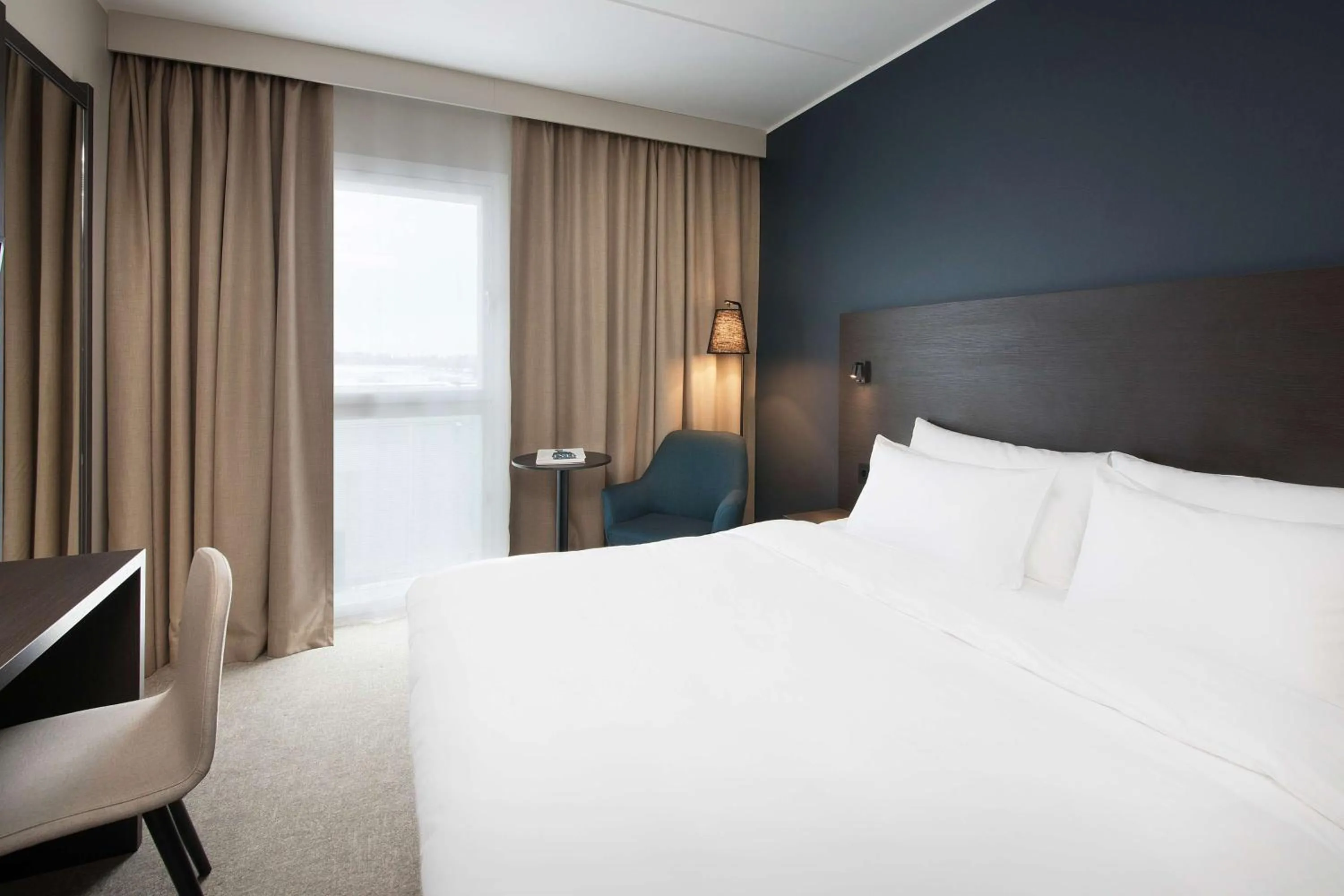 Superior Room in Park Inn by Radisson Oslo Airport Hotel West