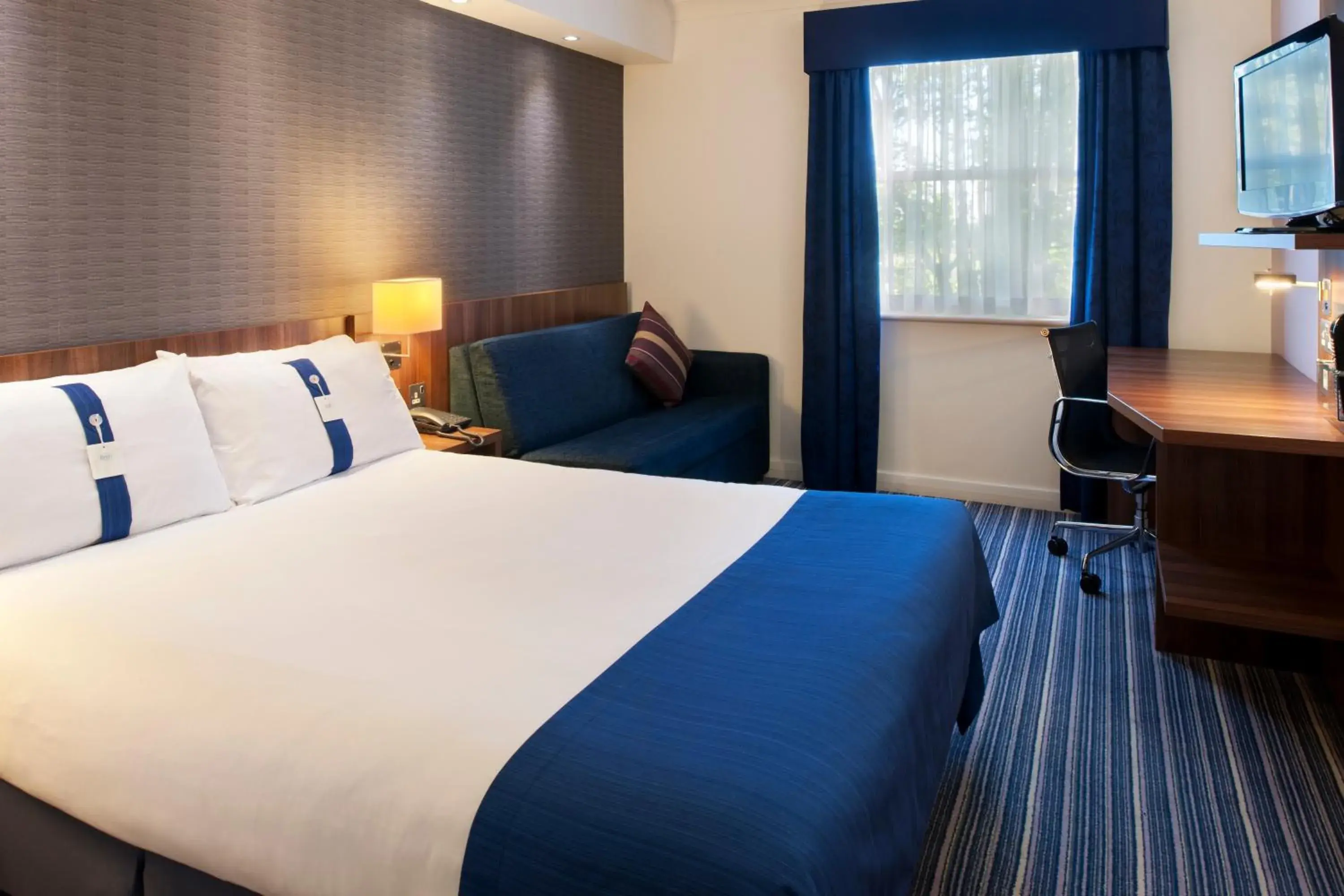 Holiday Inn Express Leeds-East by IHG Holiday Inn Express Leeds-East by IHG