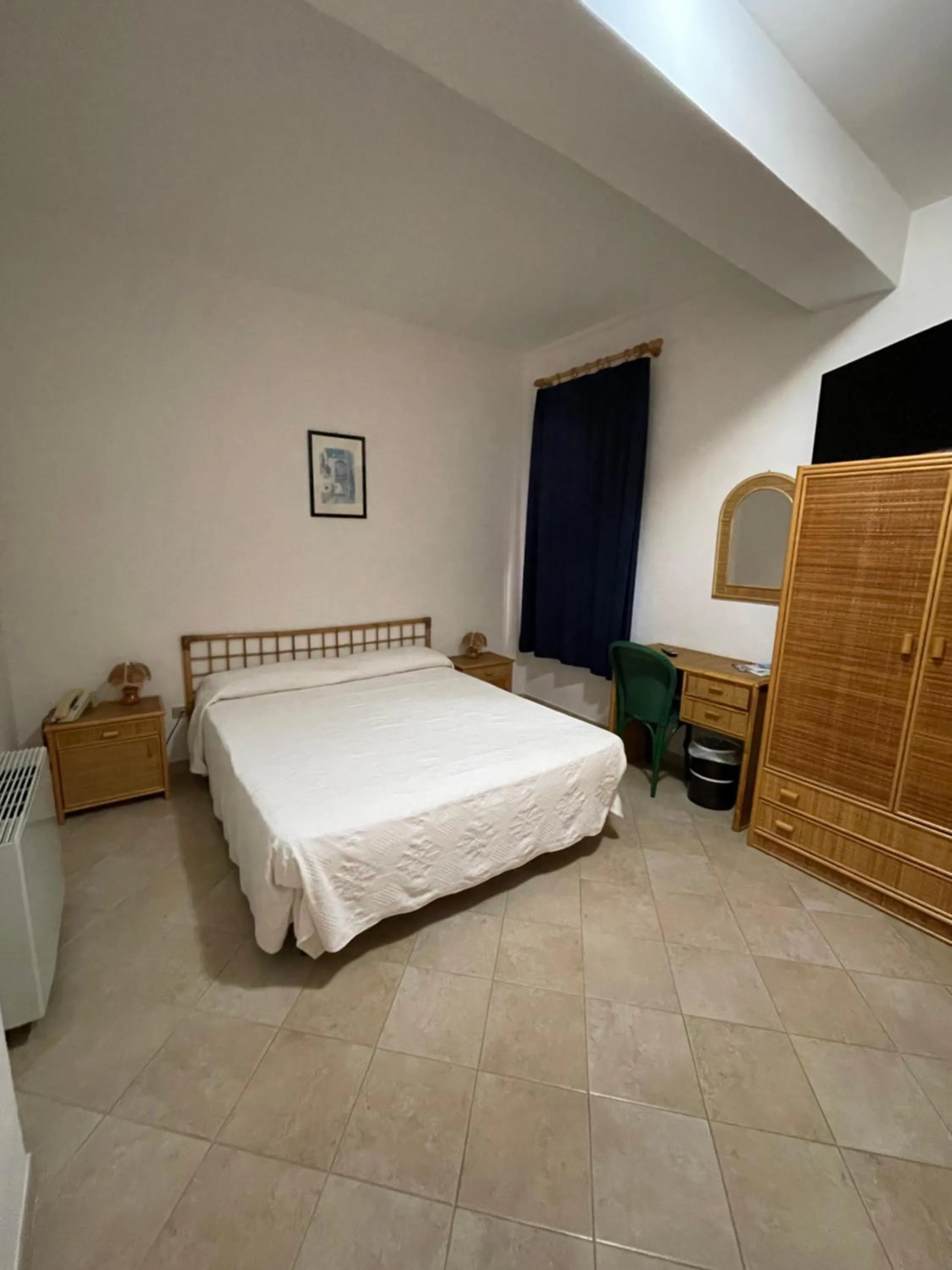 Double or Twin Room in Hotel Miramare Garzia