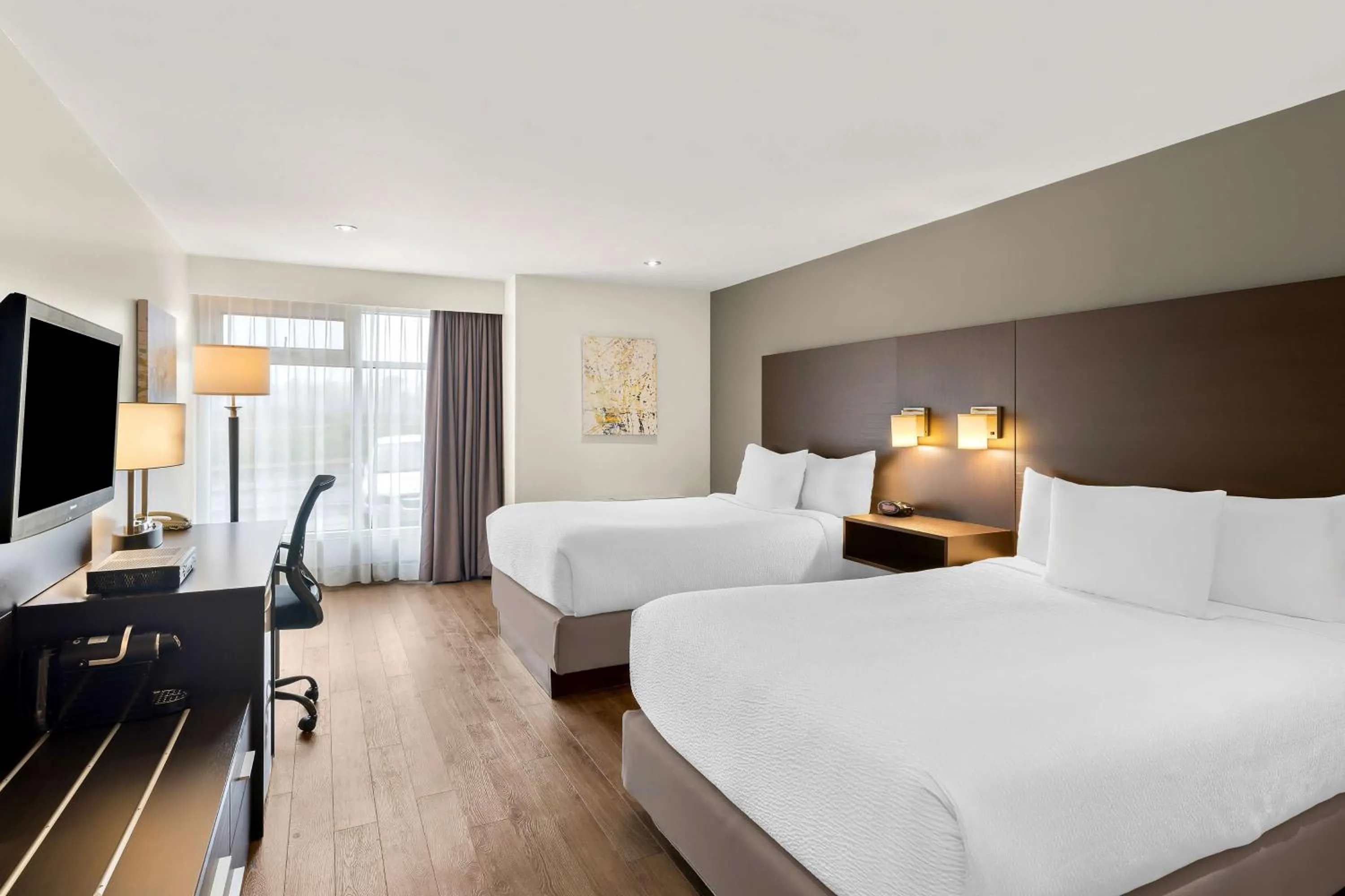 Double Room with Two Double Beds - Accessible in Best Western Hotel St. Jerome