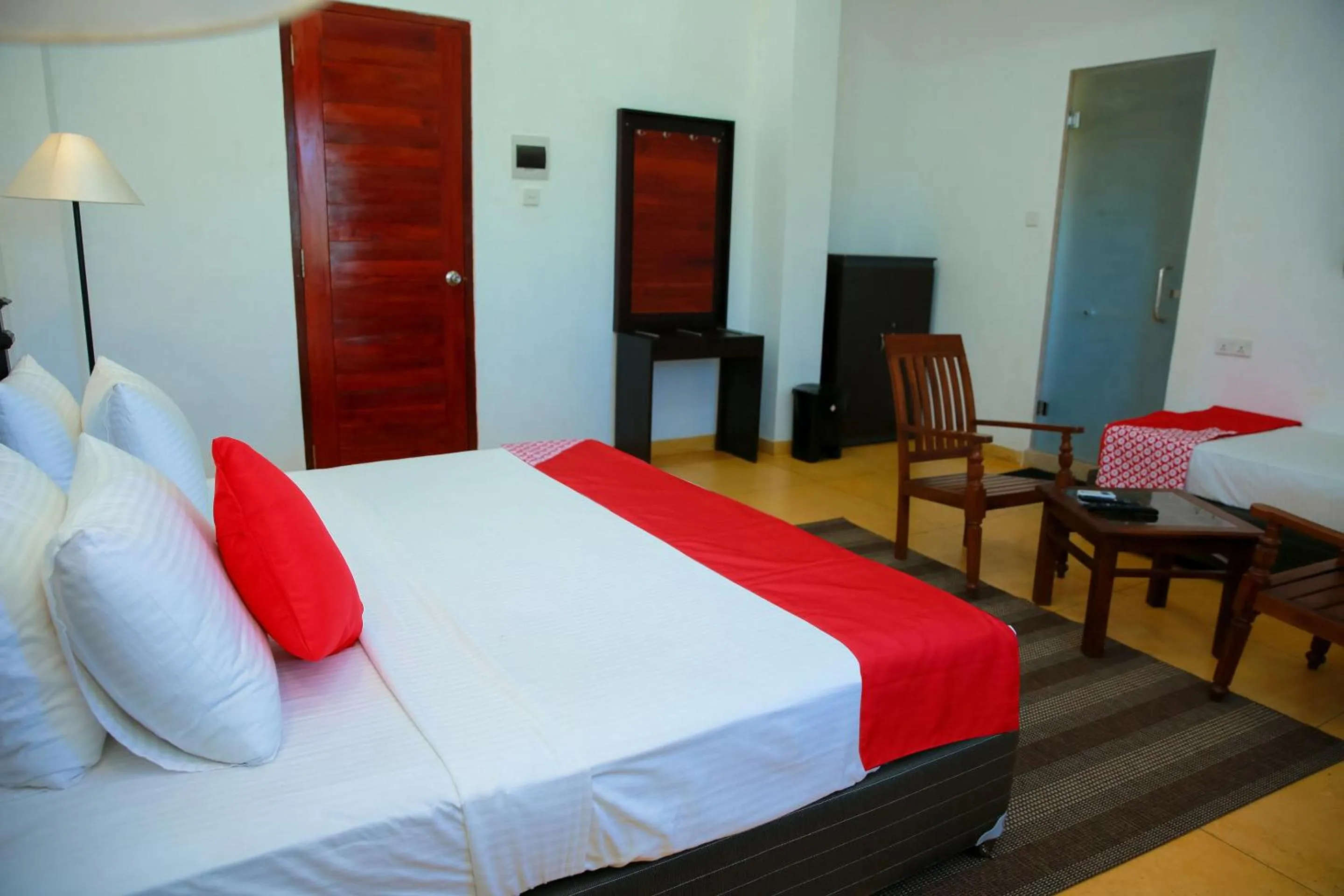 Deluxe Triple Room in Glenloch Tea Factory Hotel